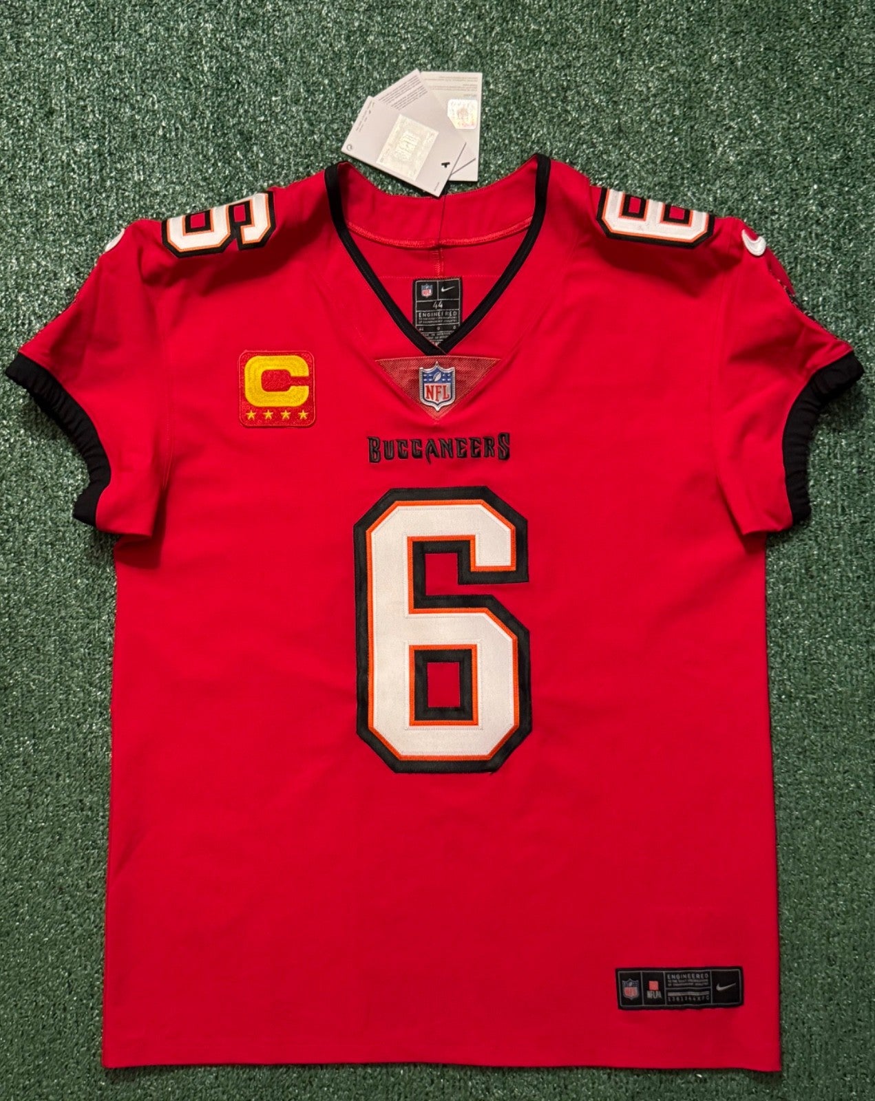 Baker Mayfield Tampa Bay Buccaneers Jersey #6 Nike Vapor Elite Red size 44 (Large) NFL