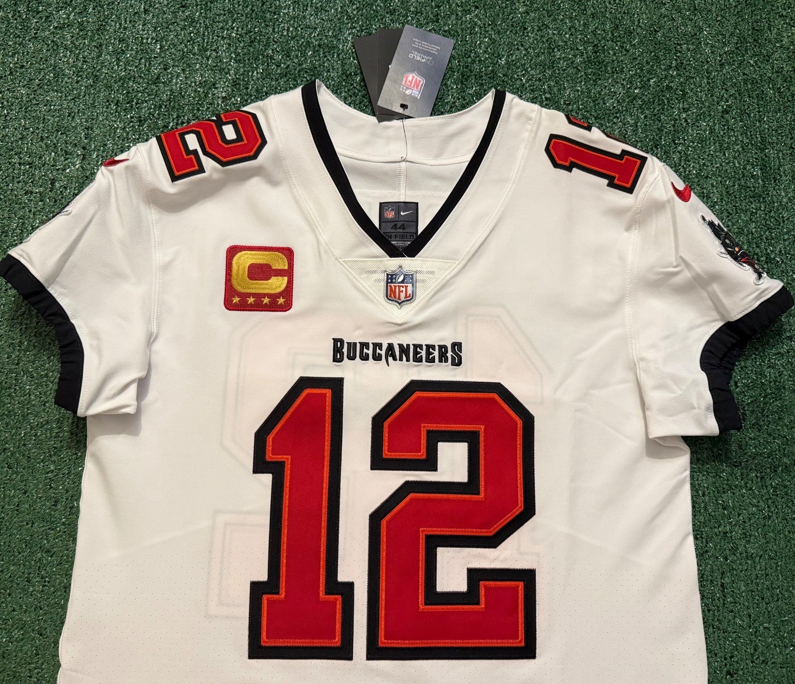 Tom Brady Tampa Bay Buccaneers Jersey #12 Nike Vapor Elite White size 44 (Large) NFL
