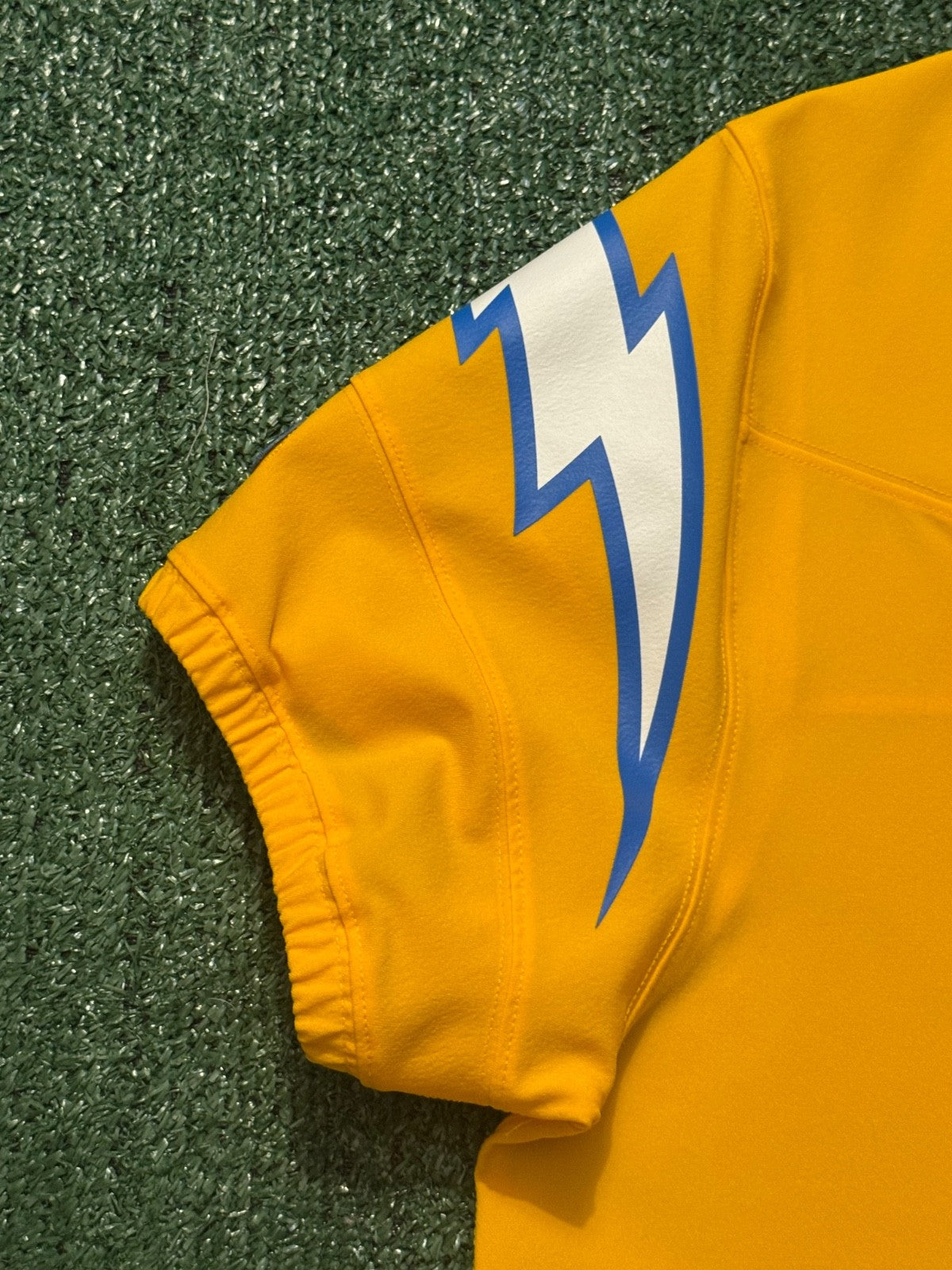 Justin Herbert Los Angeles Chargers Jersey #10 Nike Vapor Fuse Elite Gold Size 48 (XL) NFL