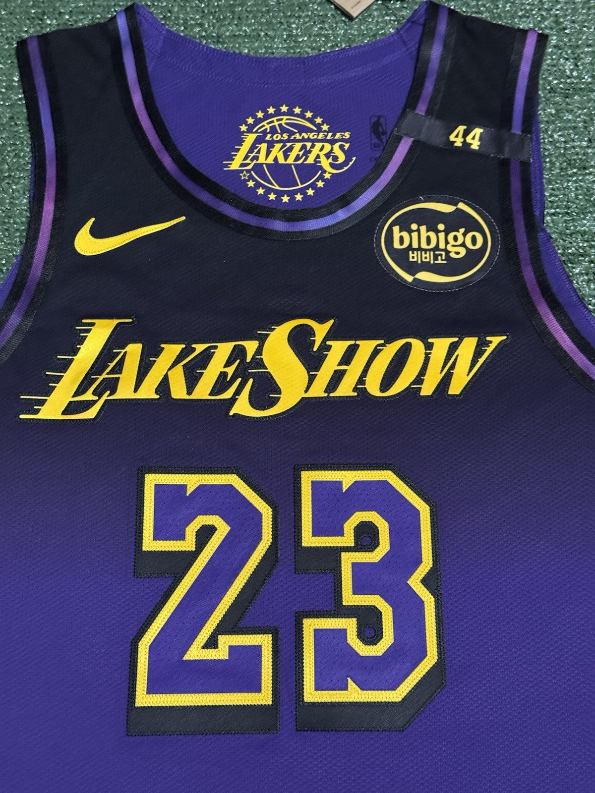 LeBron James Los Angeles Lakers Jersey #23 Nike ADV Authentic Purple Size 48 (L) NBA
