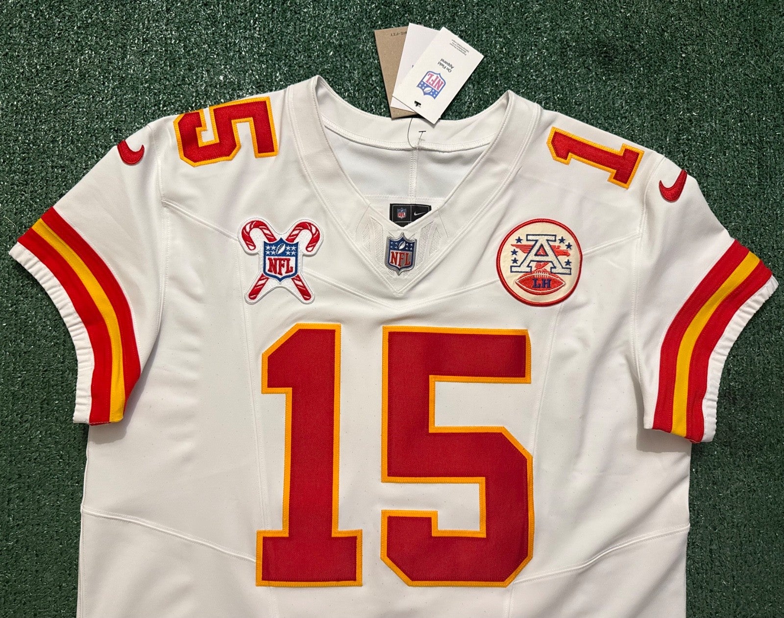 Patrick Mahomes Kansas City Chiefs Jersey #15 Nike Vapor FUSE Elite White Size 48 (XL) NFL