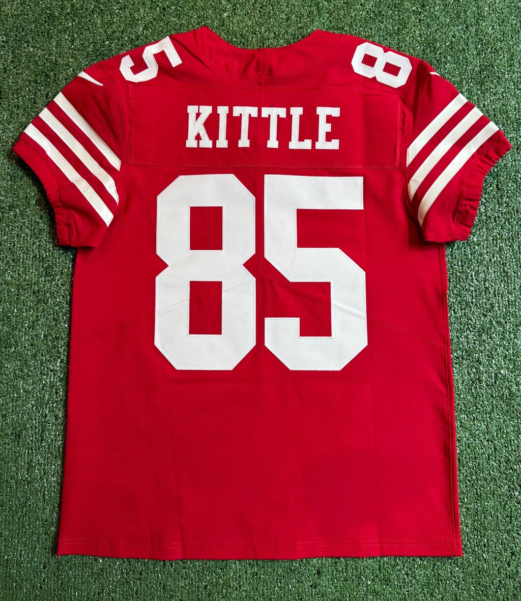 George Kittle San Francisco 49ers
Jersey #85 Nike Vapor Elite red
Size 40 (Medium) NFL