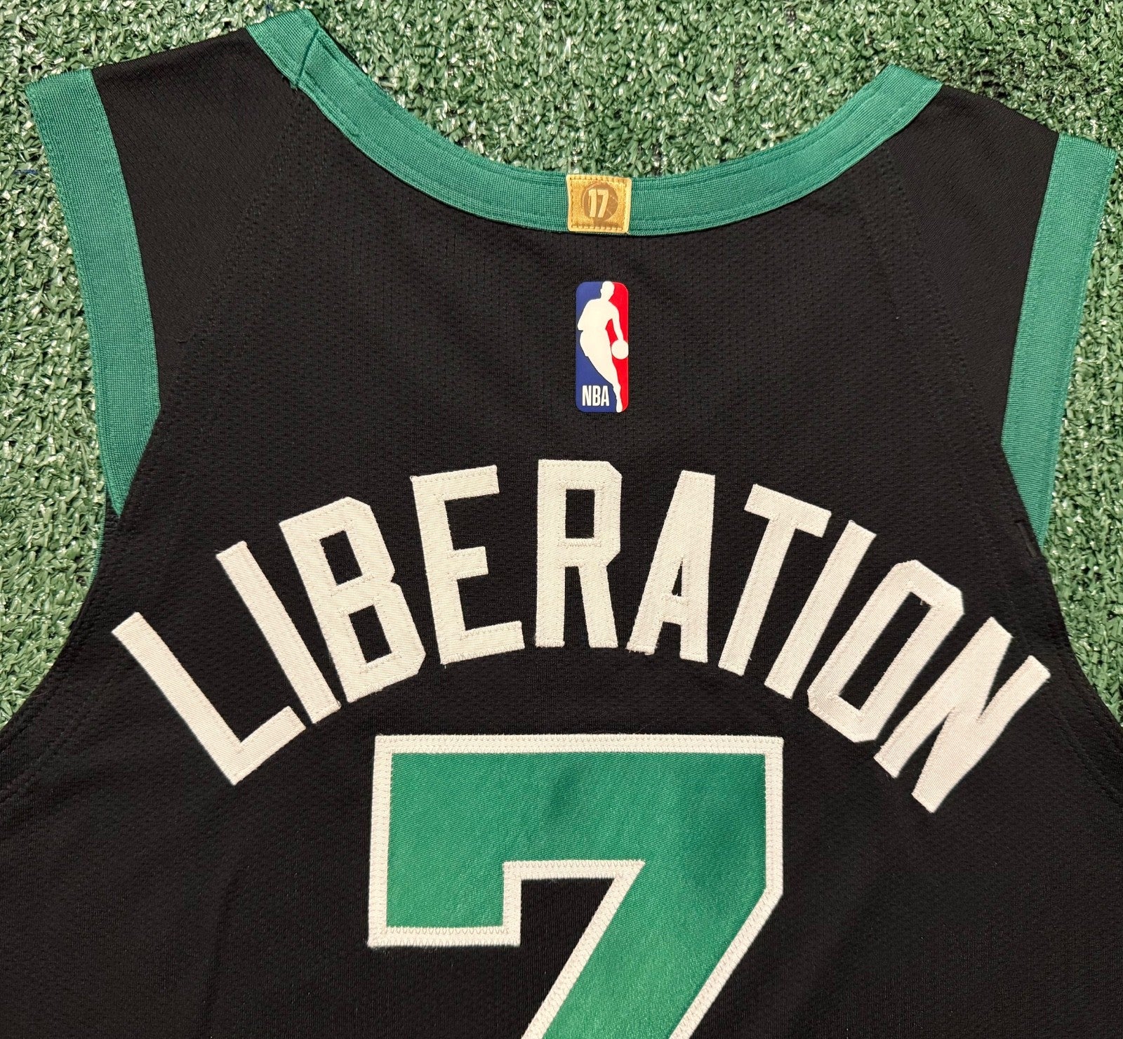 Jaylen Brown Boston Celtics Jersey #7 Nike Vaporknit Authentic Black Size 44 (Medium) NBA
