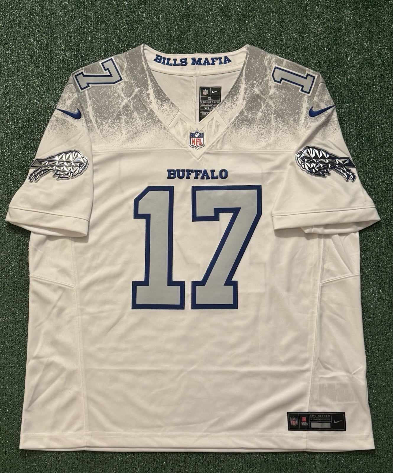 Josh Allen Buffalo Bills Jersey #17 Nike Vapor Fuse Limited Rivalry White Size XL NFL
