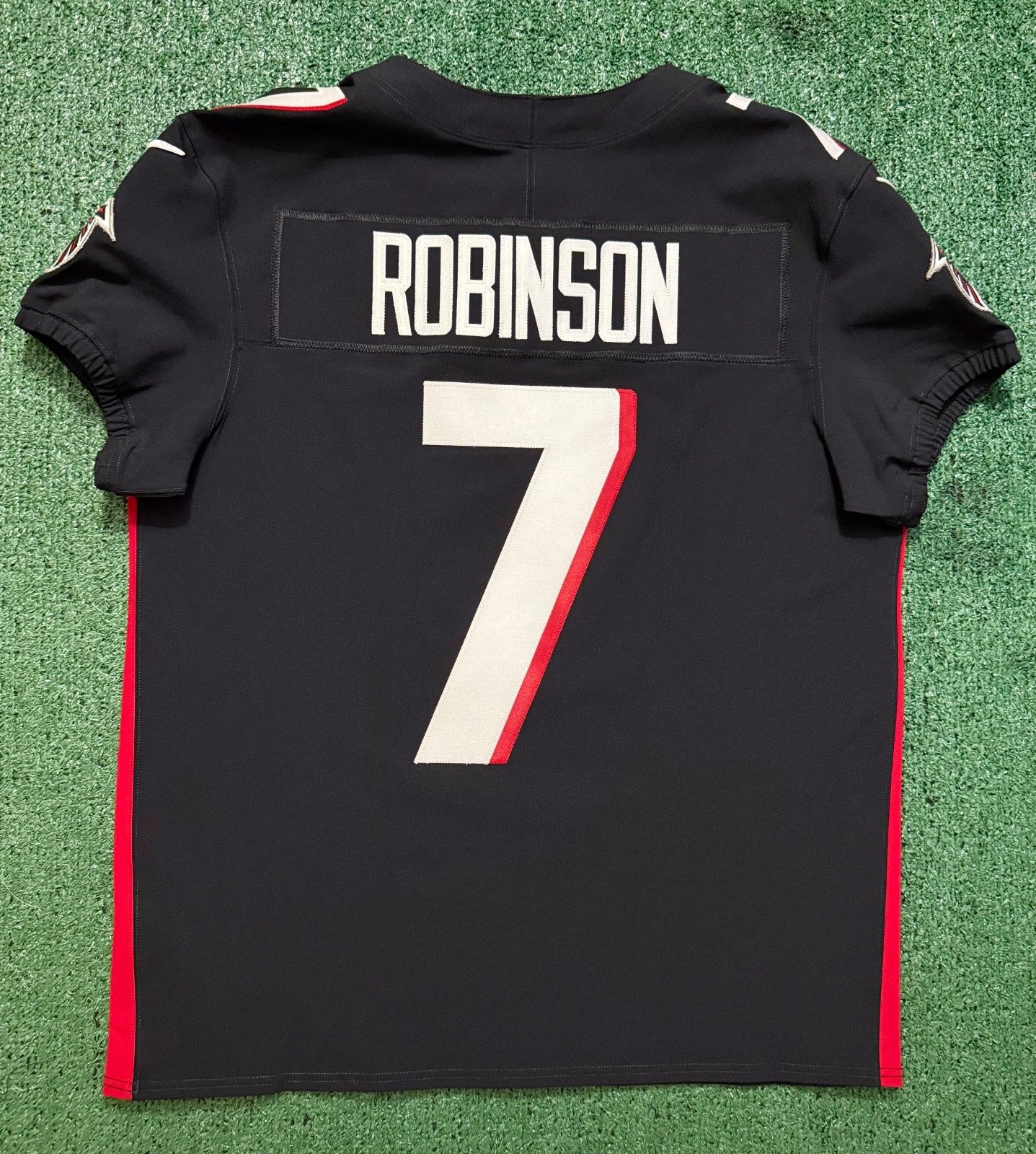 Bijan Robinson Atlanta Falcons Jersey #7 Nike Vapor FUSE Elite Black Size 44 (Large) NFL