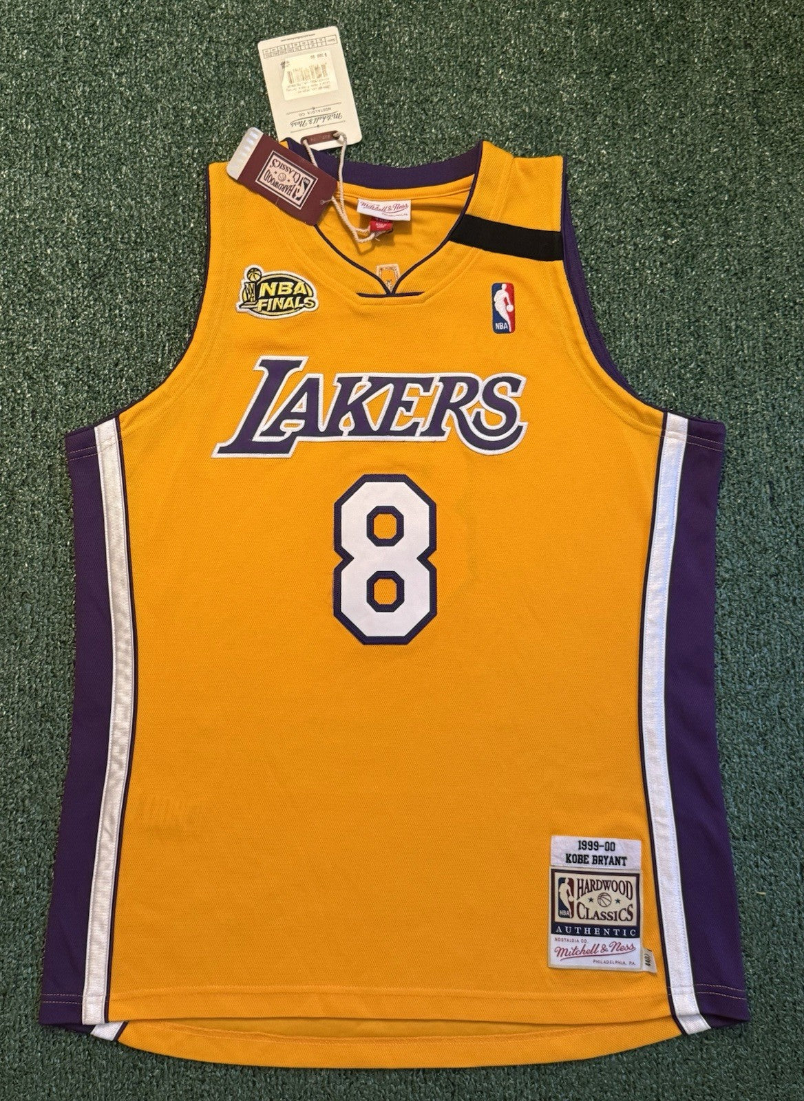 Kobe Bryant Los Angeles Lakers Jersey #24 Mitchell & Ness Authentic Gold Size 44 (L) NBA