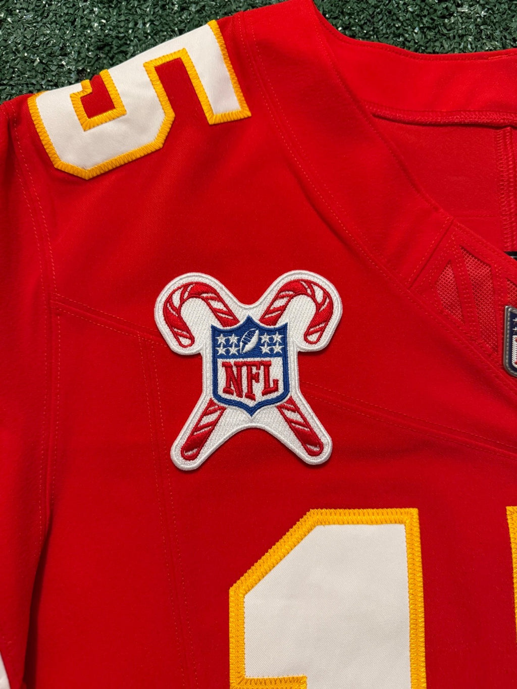 Patrick Mahomes Kansas City Chiefs Jersey #15 Nike Vapor FUSE Elite Red Size 40 (M) NFL