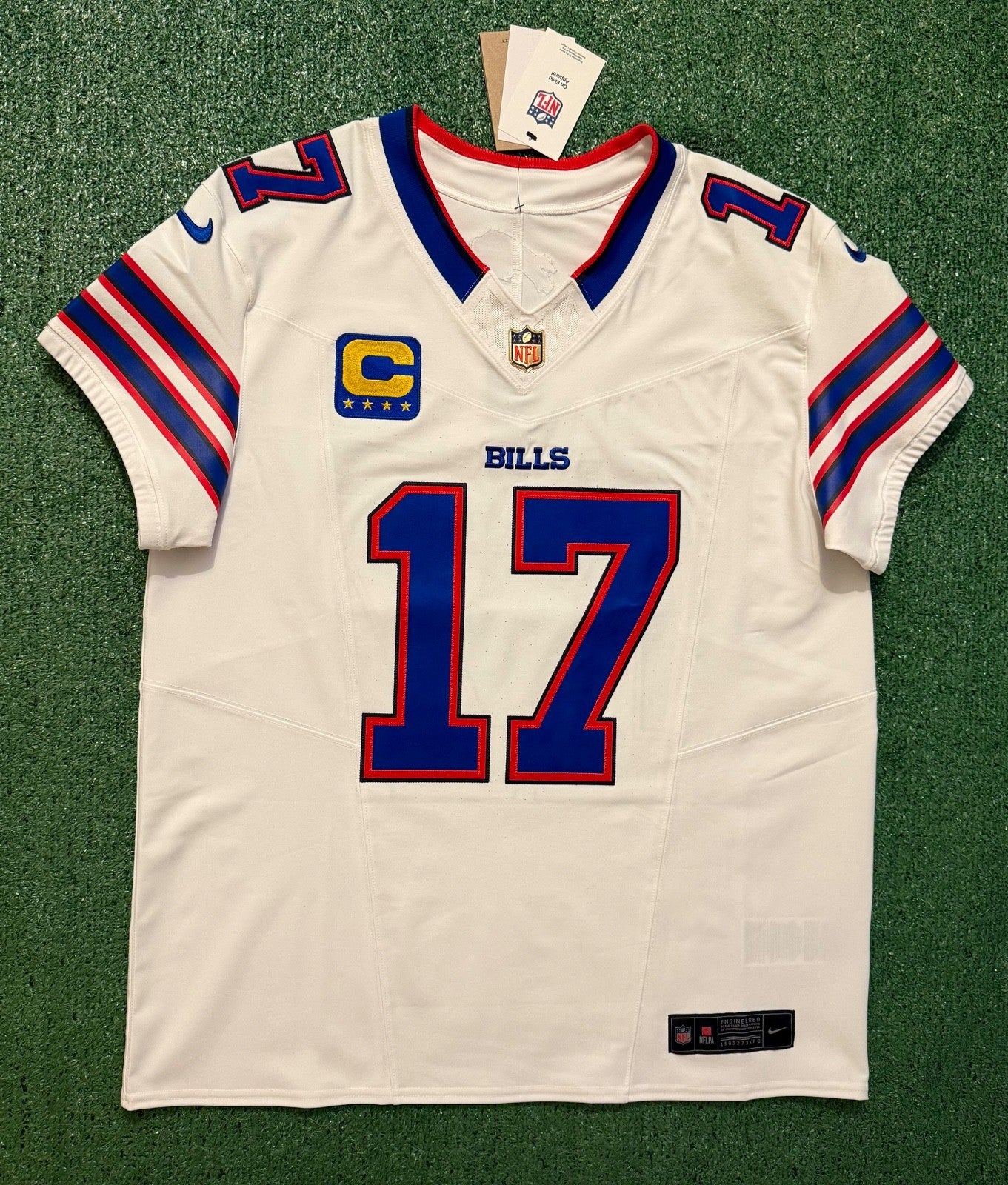 Josh Allen Buffalo Bills Jersey #17 Nike Vapor Fuse Elite White Size 44 (L) NFL