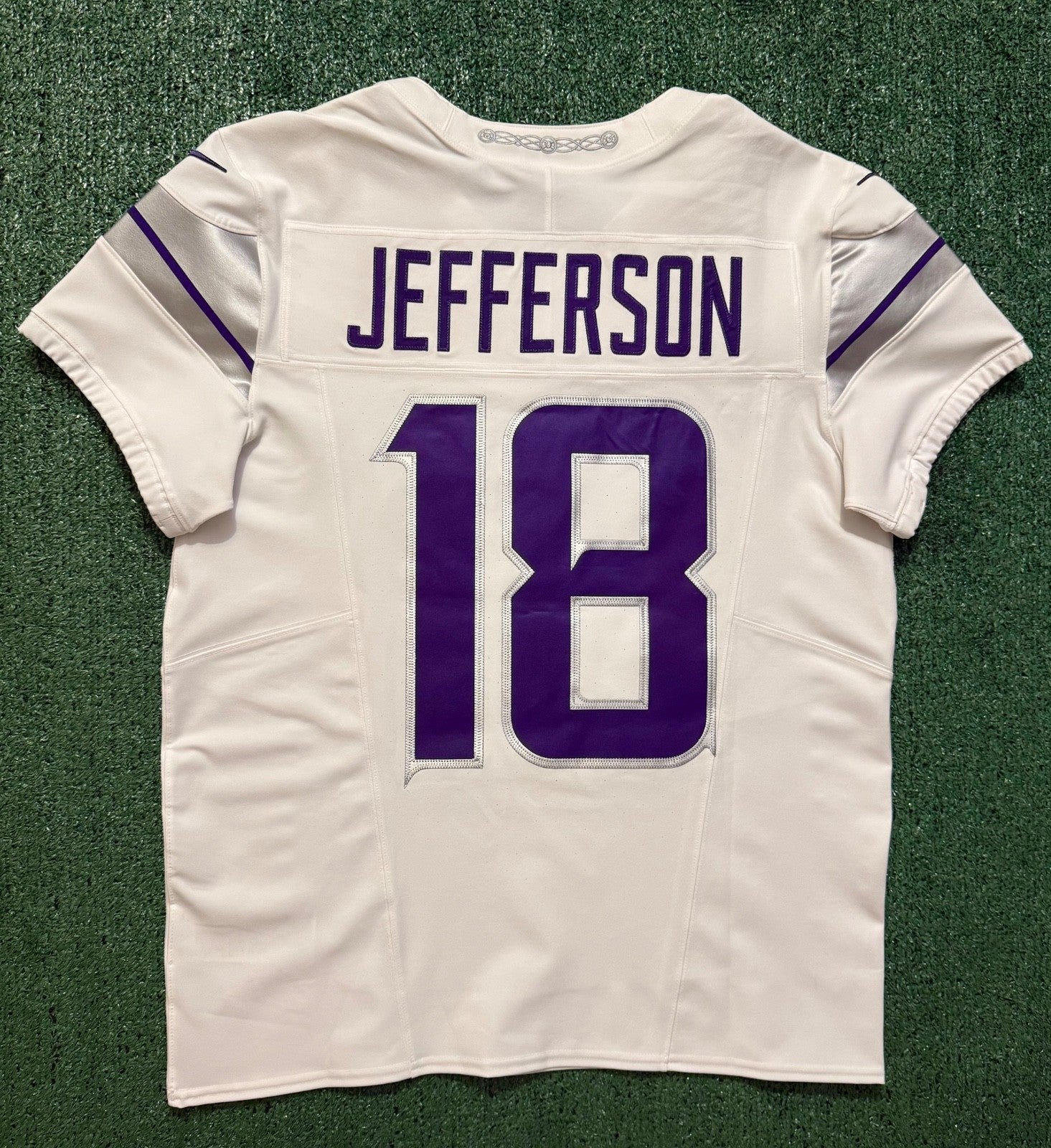 Justin Jefferson Minnesota Vikings Jersey #18 Nike Vapor FUSE Elite White Size 40 (Medium) NFL