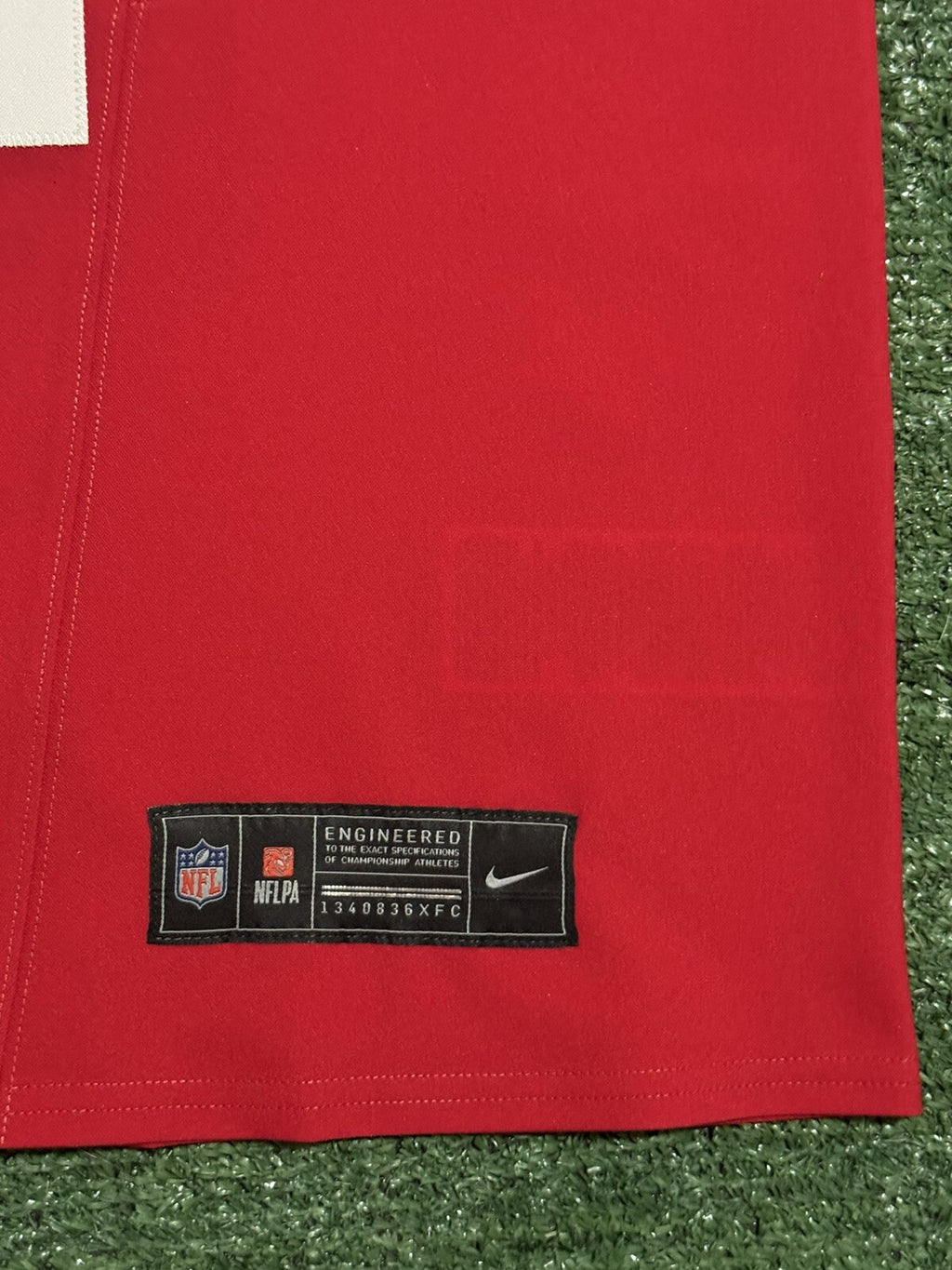 Nick Bosa San Francisco 49ers
Jersey #97 Nike Vapor FUSE Elite red Size 48 (XL) NFL