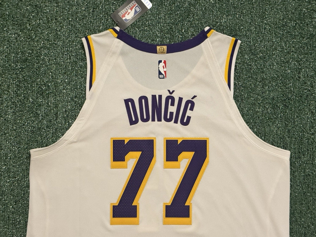Luka Doncic Los Angeles Lakers Jersey #77 Nike ADV Authentic White Size 52 (XL) NBA