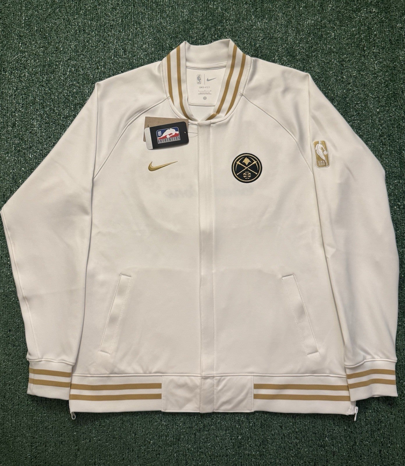 Authentic Denver Nuggets 2022-23 Nike NBA Champions Dri-Fit Full-Zip Jacket - L