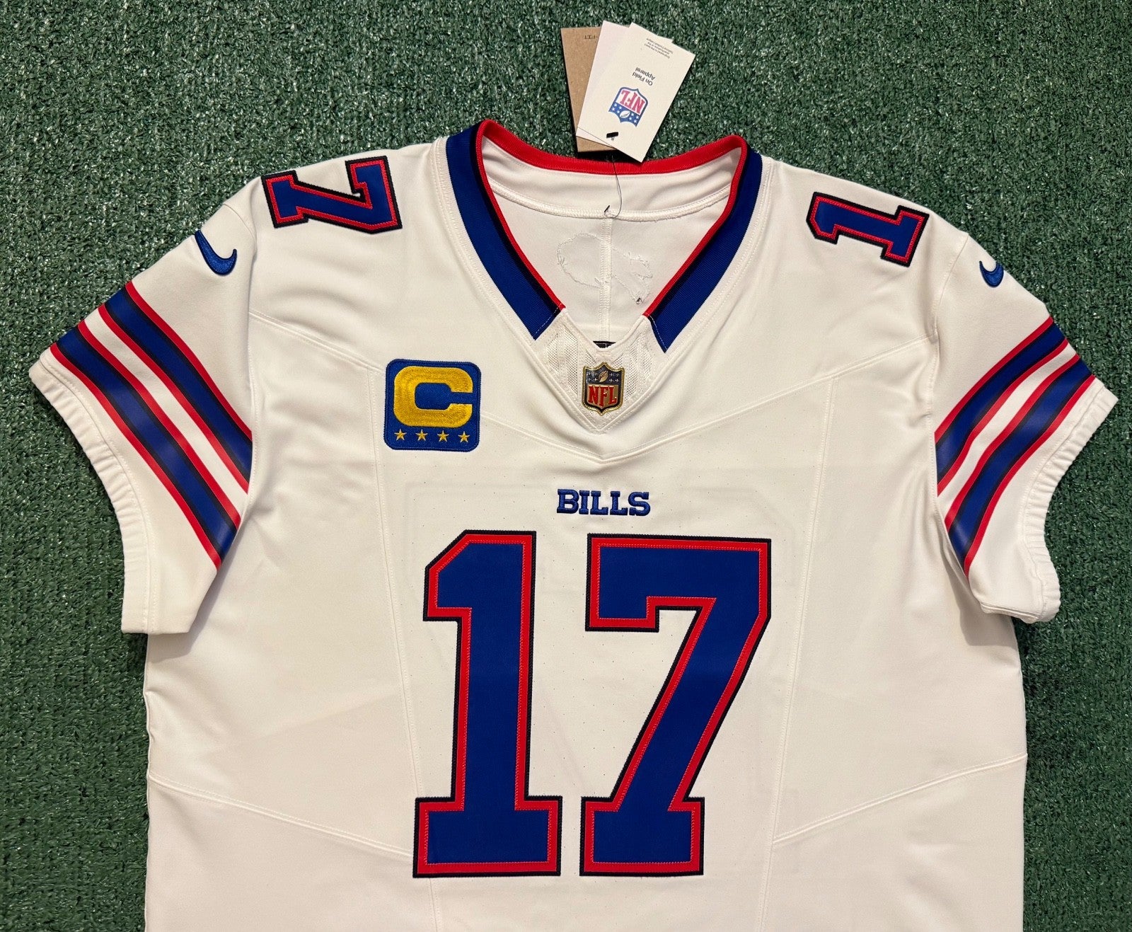 Josh Allen Buffalo Bills Jersey #17 Nike Vapor Fuse Elite White Size 48 (XL) NFL