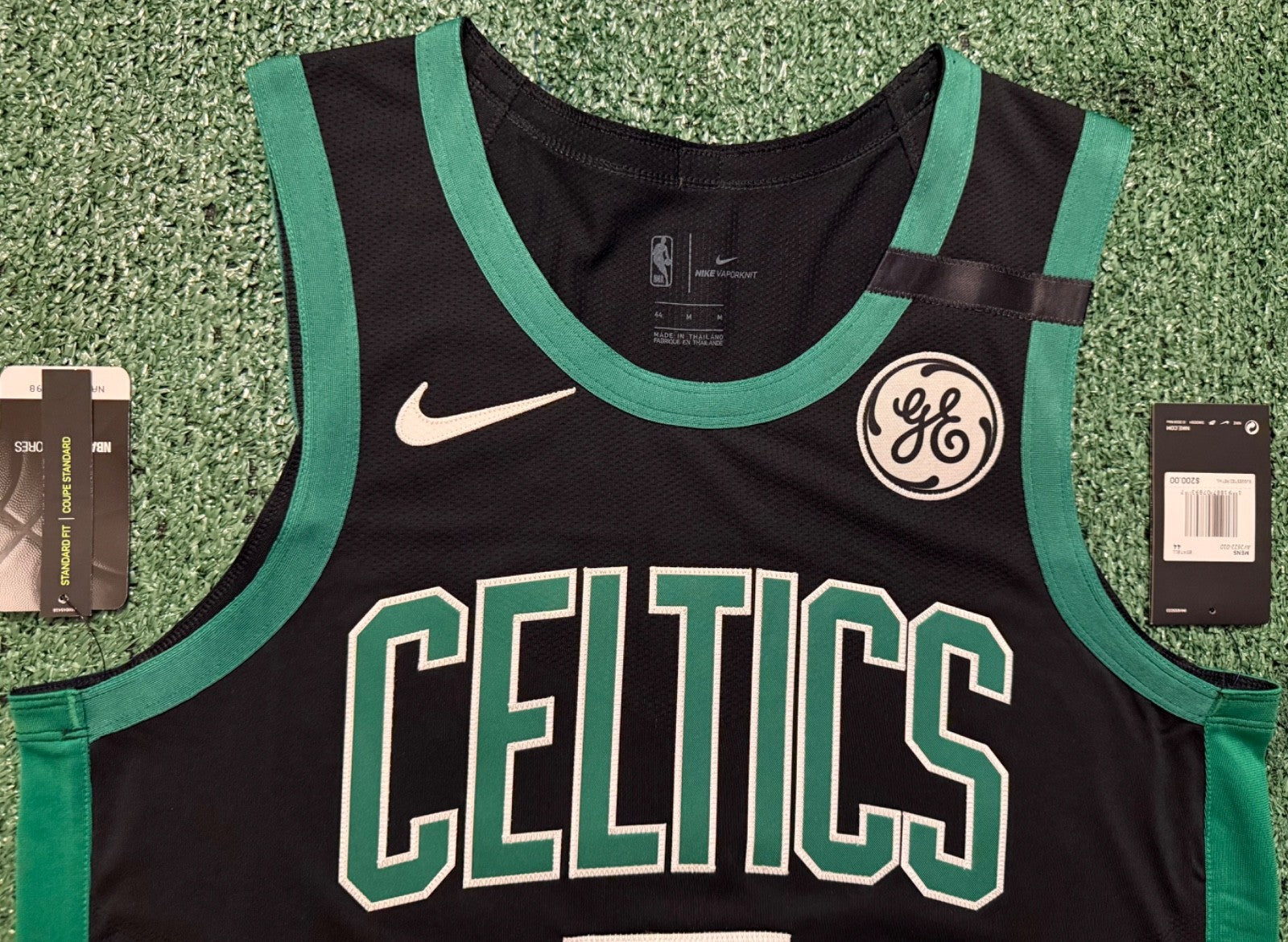 Jaylen Brown Boston Celtics Jersey #7 Nike Vaporknit Authentic Black Size 44 (Medium) NBA