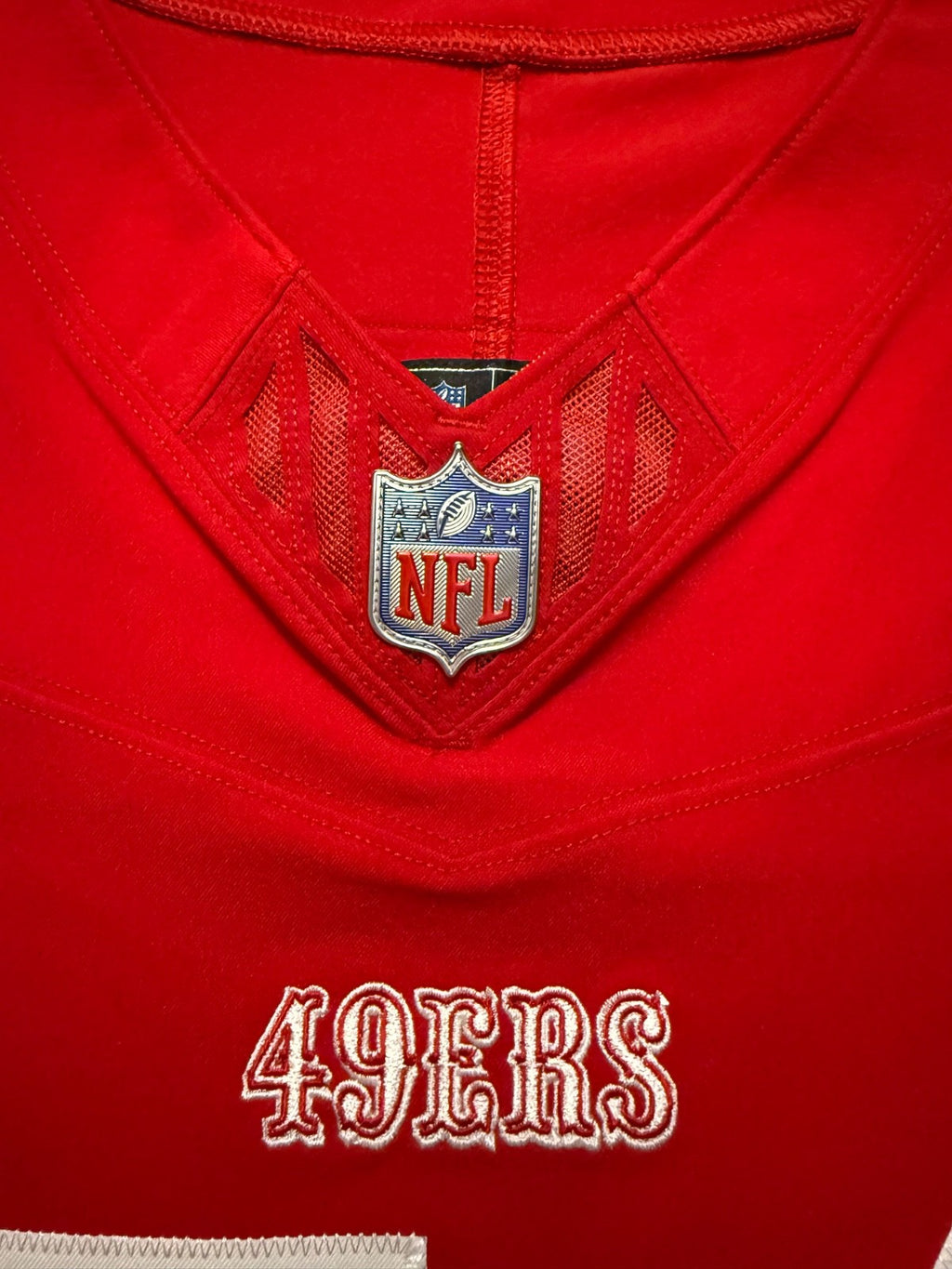 Fred Warner San Francisco 49ers
Jersey #54 Nike Vapor FUSE Elite red Size 44 (Large) NFL