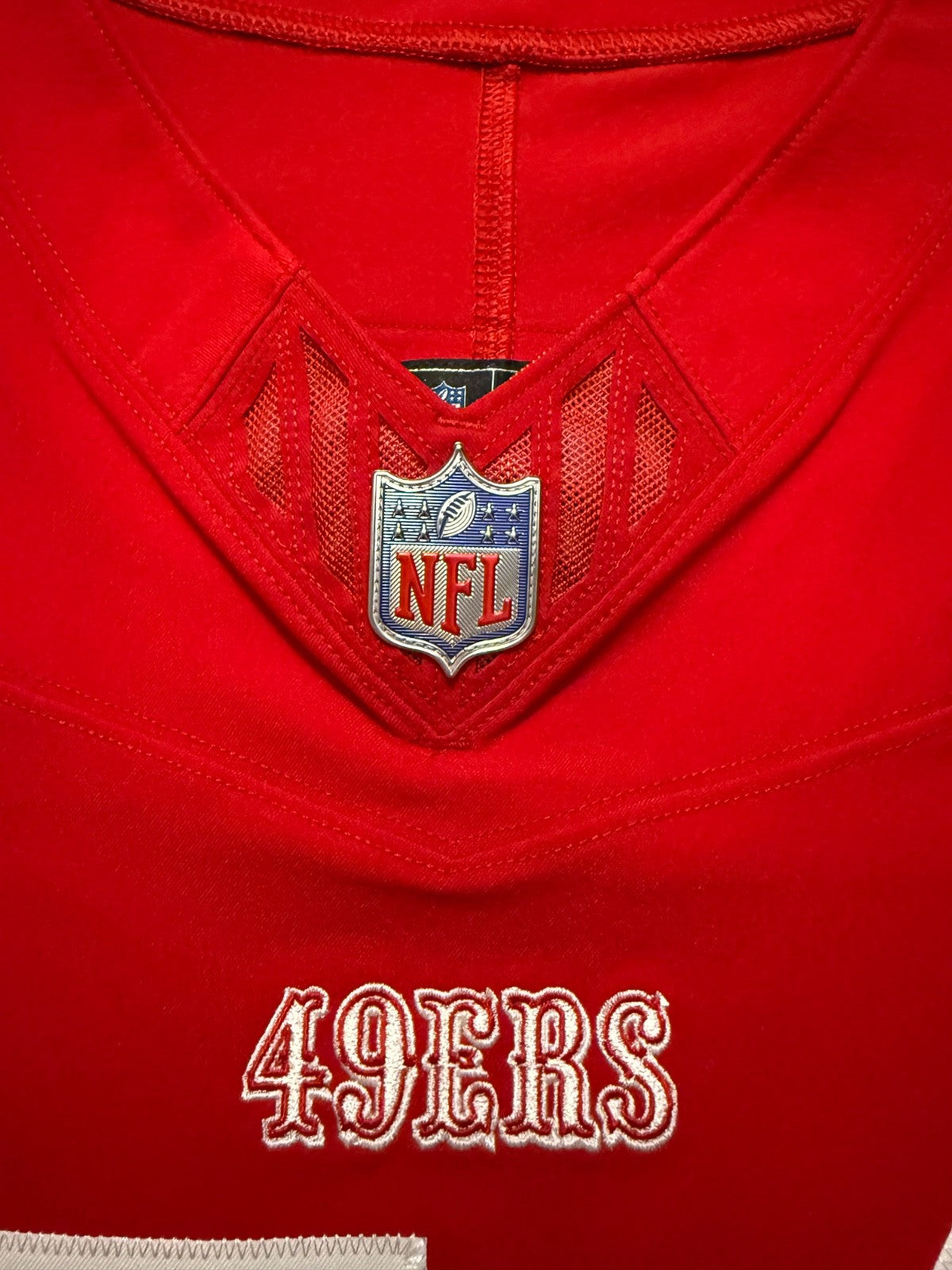Fred Warner San Francisco 49ers
Jersey #54 Nike Vapor FUSE Elite red Size 44 (Large) NFL