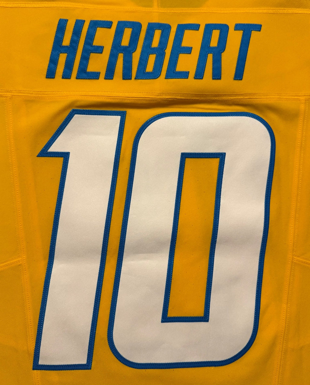 Justin Herbert Los Angeles Chargers Jersey #10 Nike Vapor Fuse Elite Gold Size 44 (L) NFL