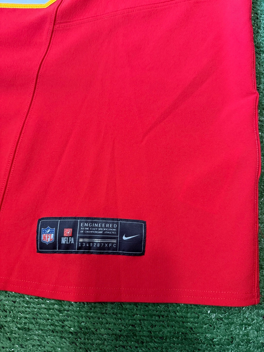 Patrick Mahomes Kansas City Chiefs Jersey #15 Nike Vapor FUSE Elite Red Size 52 (XXL) NFL