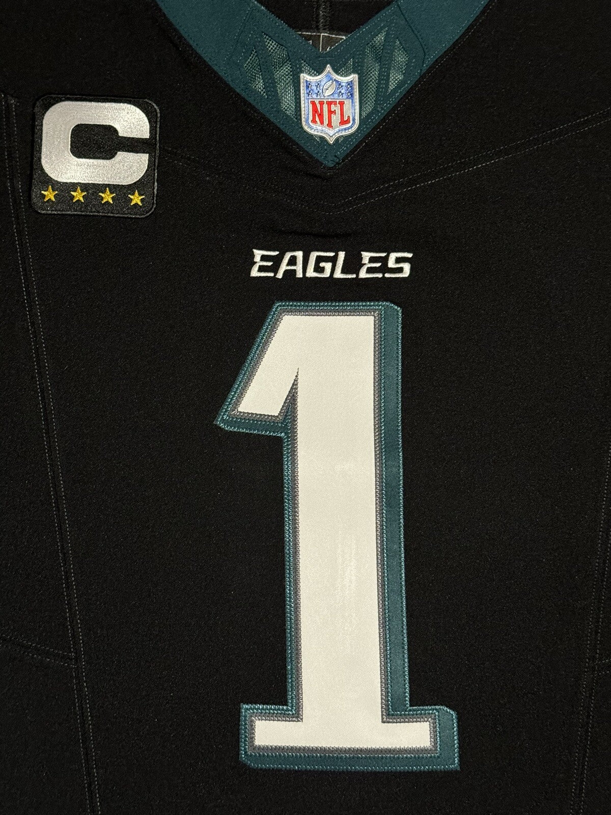 Jalen Hurts Philadelphia Eagles Jersey #1 Nike Vapor FUSE Elite Black size 40 (Medium) NFL