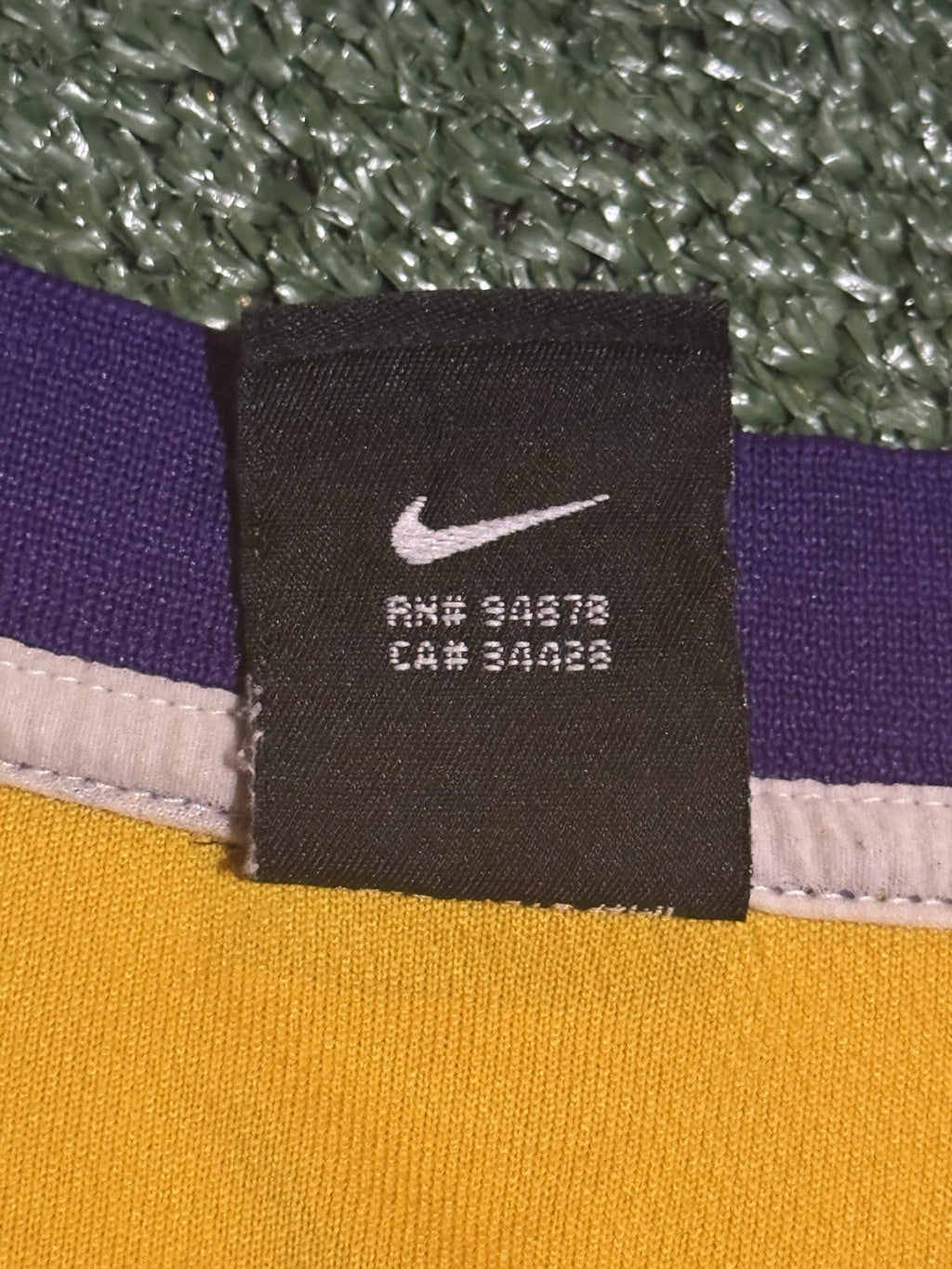 Kobe Bryant Los Angeles Lakers Jersey #8 Nike Authentic Gold Size 44 (L) NBA