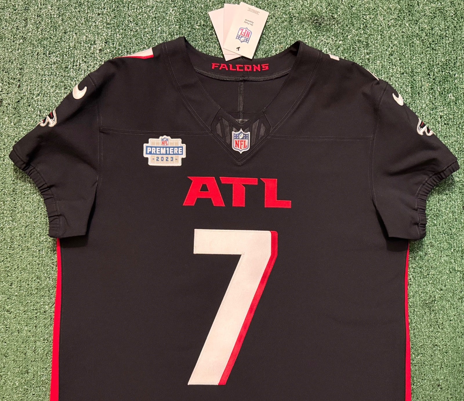 Bijan Robinson Atlanta Falcons Jersey #7 Nike Vapor FUSE Elite Black Size 44 (Large) NFL