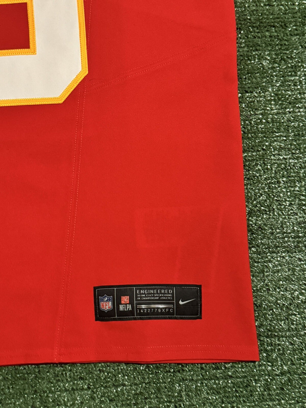 Patrick Mahomes Kansas City Chiefs Jersey #15 Nike Vapor FUSE Elite Red Size 44 (L) NFL