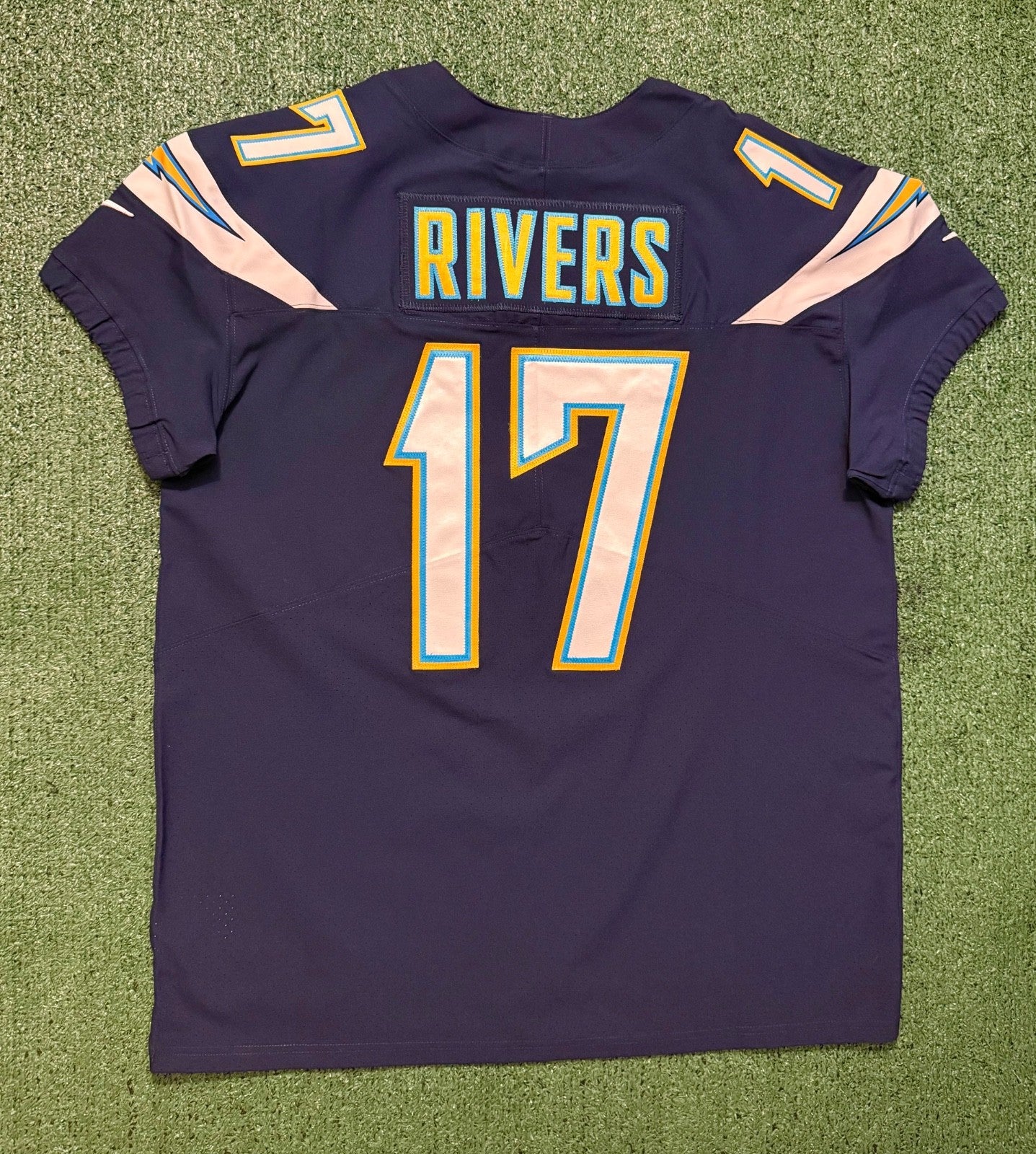 Philip Rivers Los Angeles Chargers Jersey #17 Nike Vapor Elite Navy Size 48 (XL) NFL