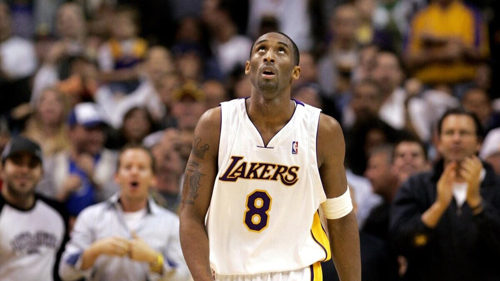 Kobe Bryant Los Angeles Lakers Jersey #24 Mitchell & Ness Authentic White Size 44 (L) NBA