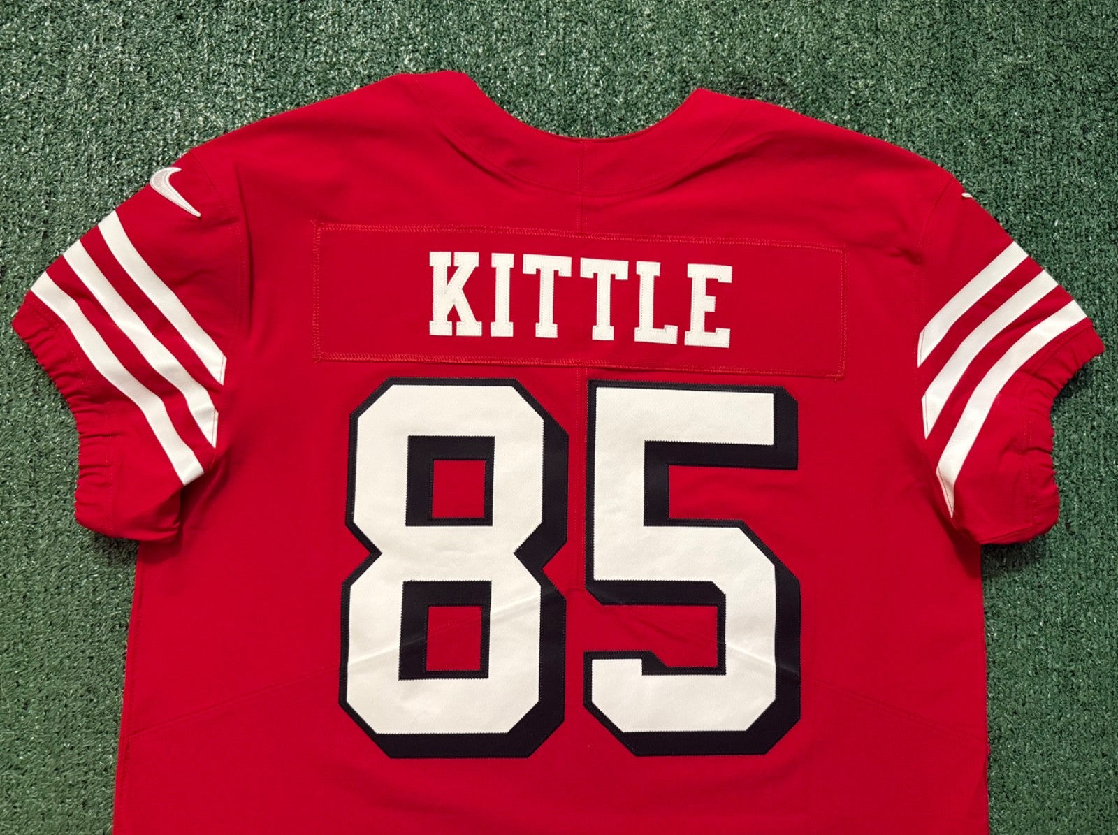 George Kittle San Francisco 49ers
Jersey #85 Nike Vapor Elite red
Size 48 (XL) NFL