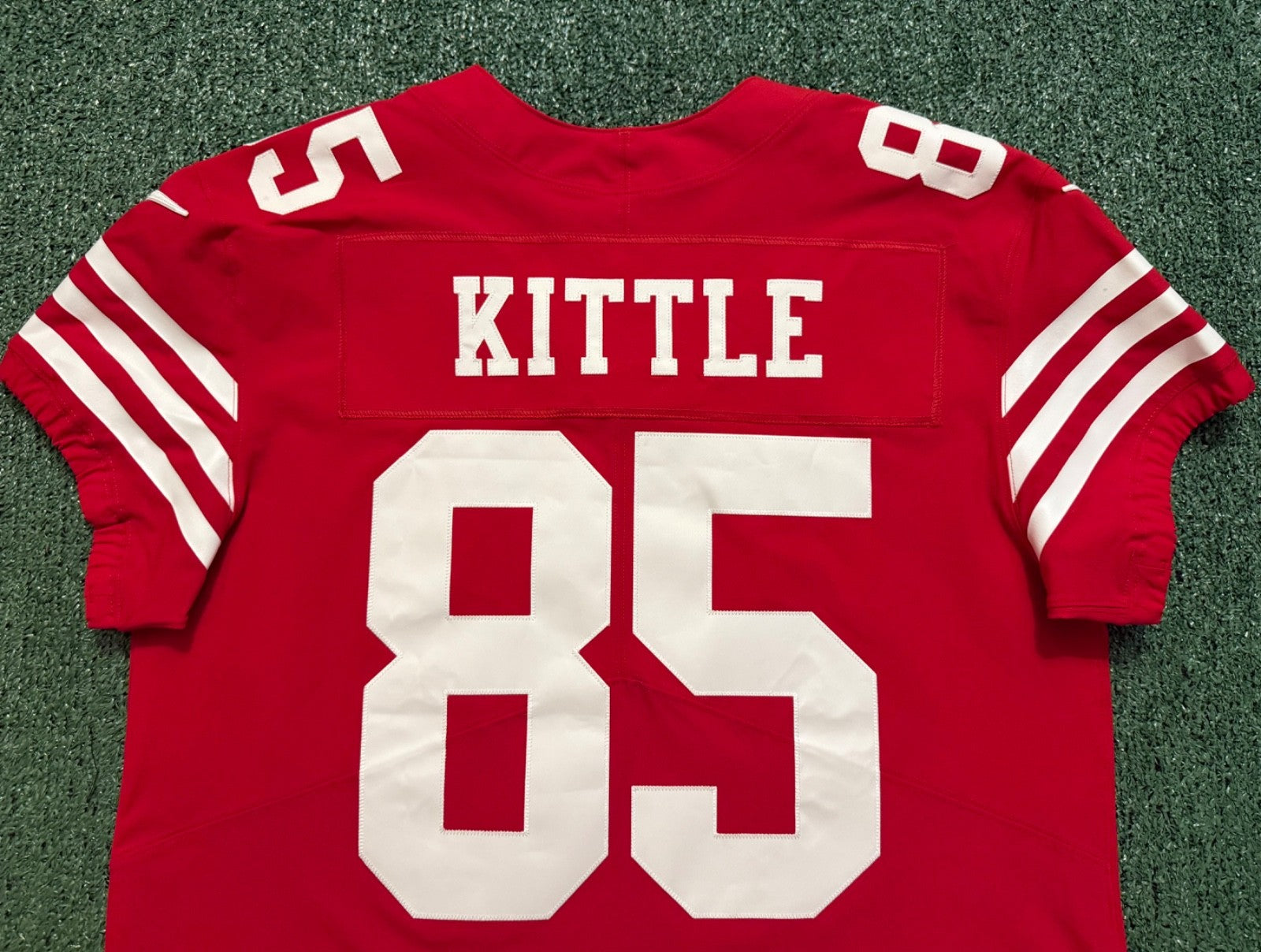 George Kittle San Francisco 49ers  Jersey #85 Nike Vapor Elite red Size 44 (Large) NFL