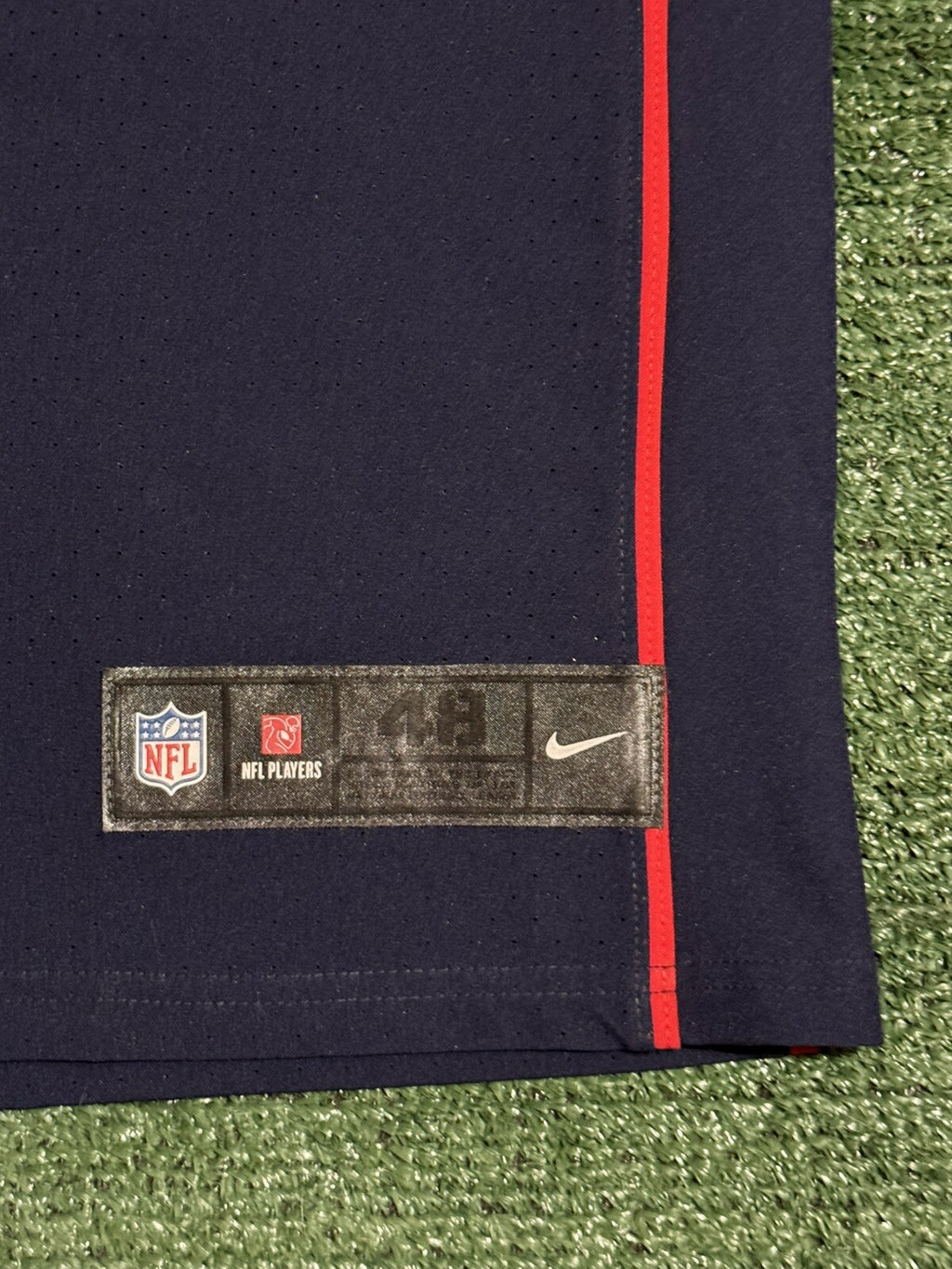Tom Brady New England Patriots Jersey #12 Nike Vapor Elite Blue Size 48 (XL) NFL