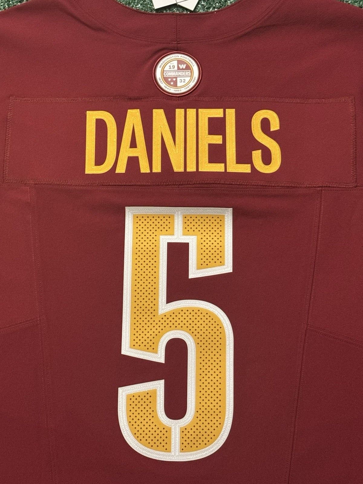Jayden Daniels Washington Commanders Jersey #5 Nike Vapor Fuse Elite red size 48 (XL) NFL