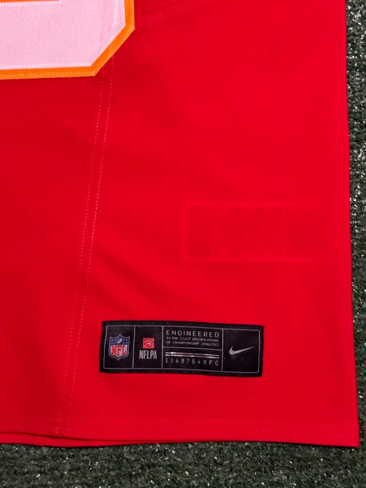 Patrick Mahomes Kansas City Chiefs Jersey #15 Nike Vapor FUSE Elite Red Size 40 (M) NFL