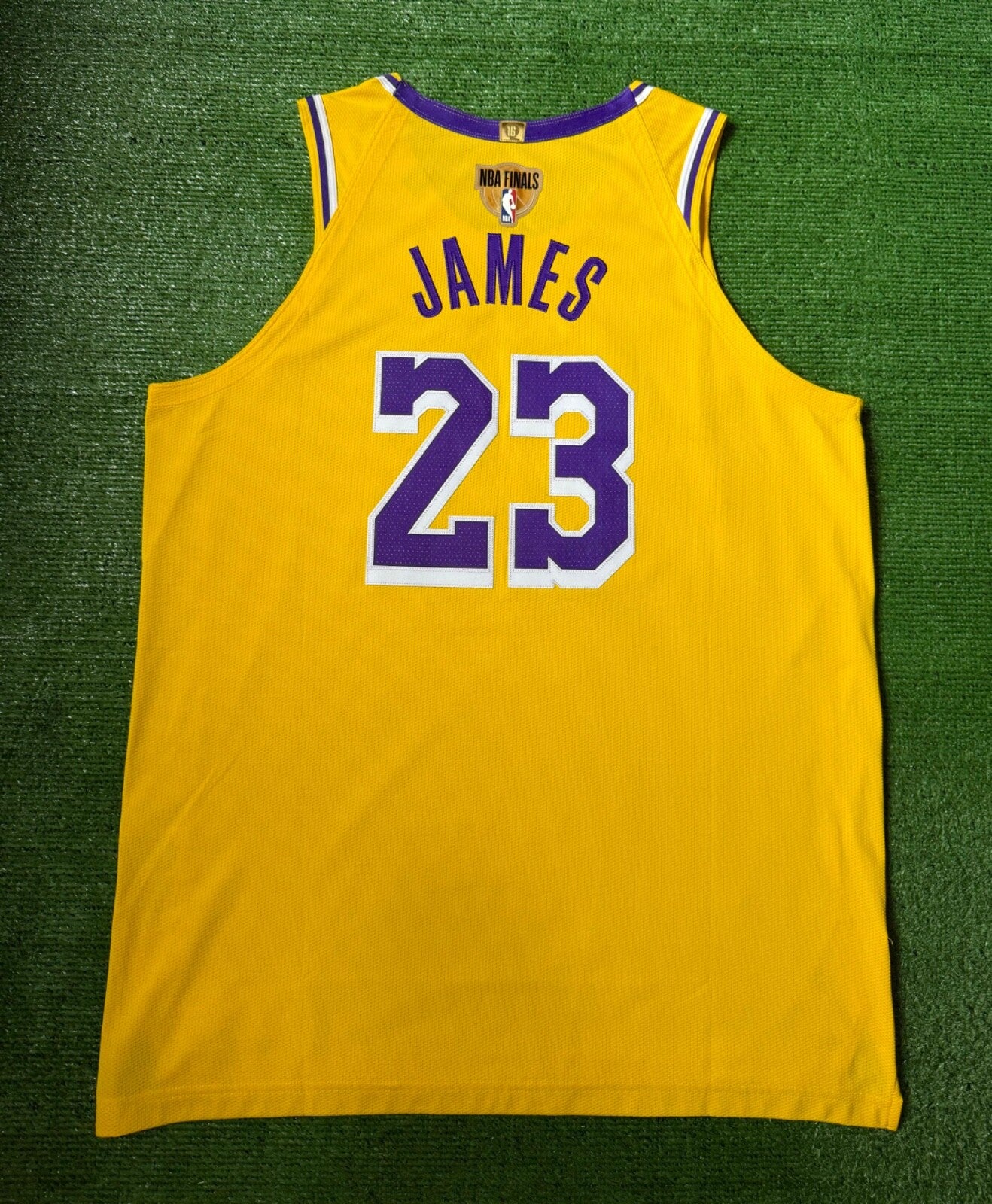 LeBron James Los Angeles Lakers Jersey #23 Nike VaporKnit Authentic Gold Size 52 (XL) NBA