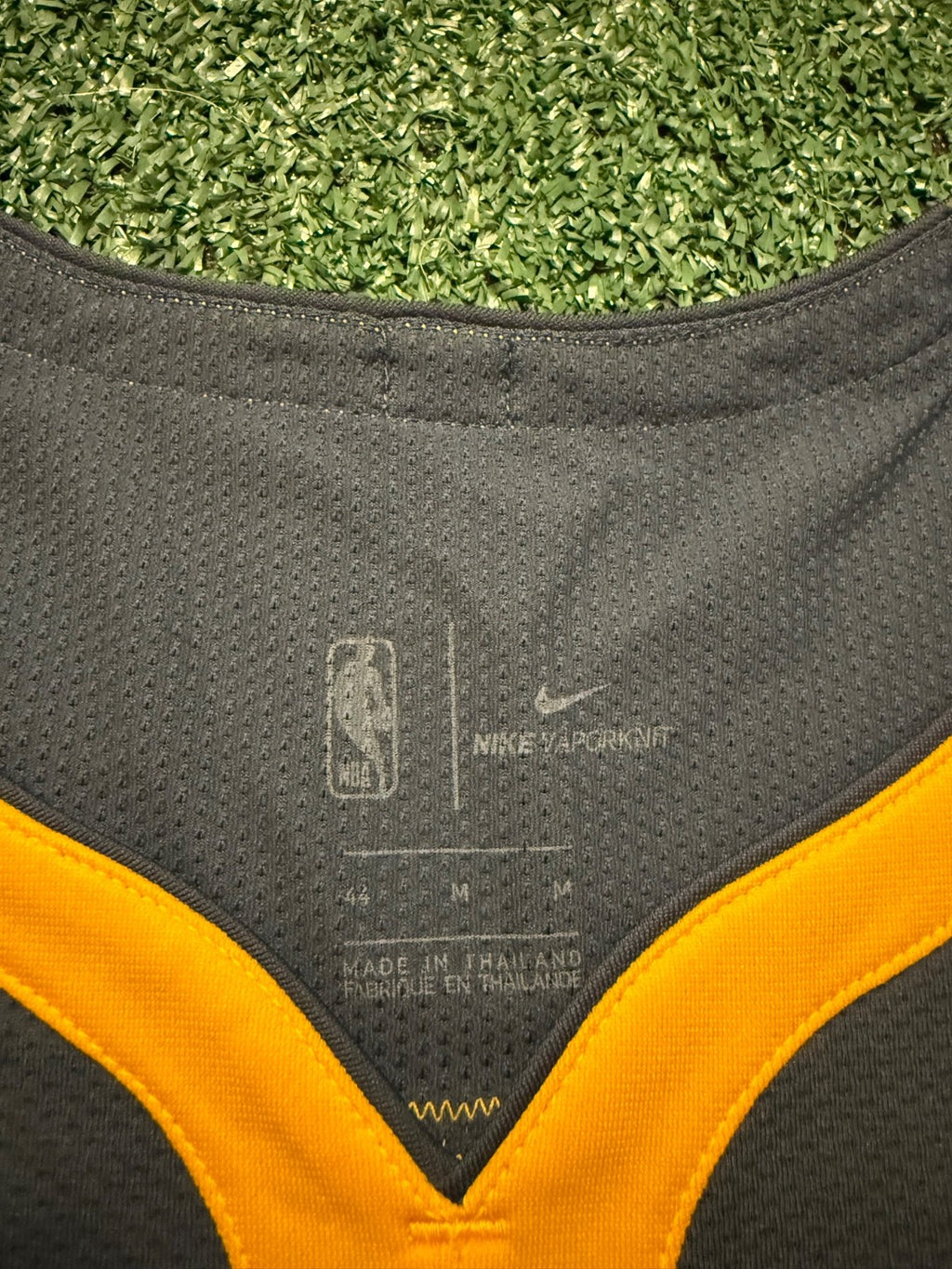 Steph Curry Golden State Warriors Jersey #30 Nike VaporKnit Authentic Gray Size 44 (M) NBA