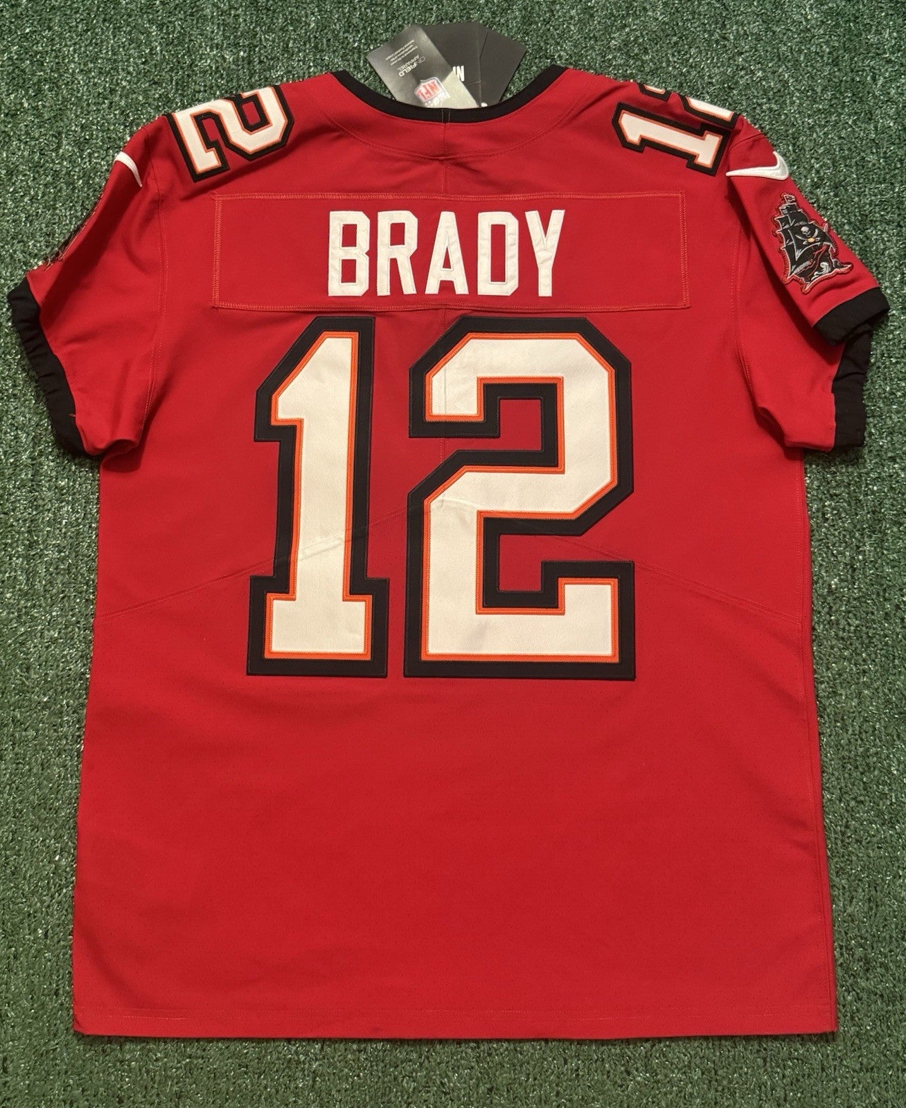 Tom Brady Tampa Bay Buccaneers Jersey #12 Nike Vapor Elite Red size 44 (Large) NFL