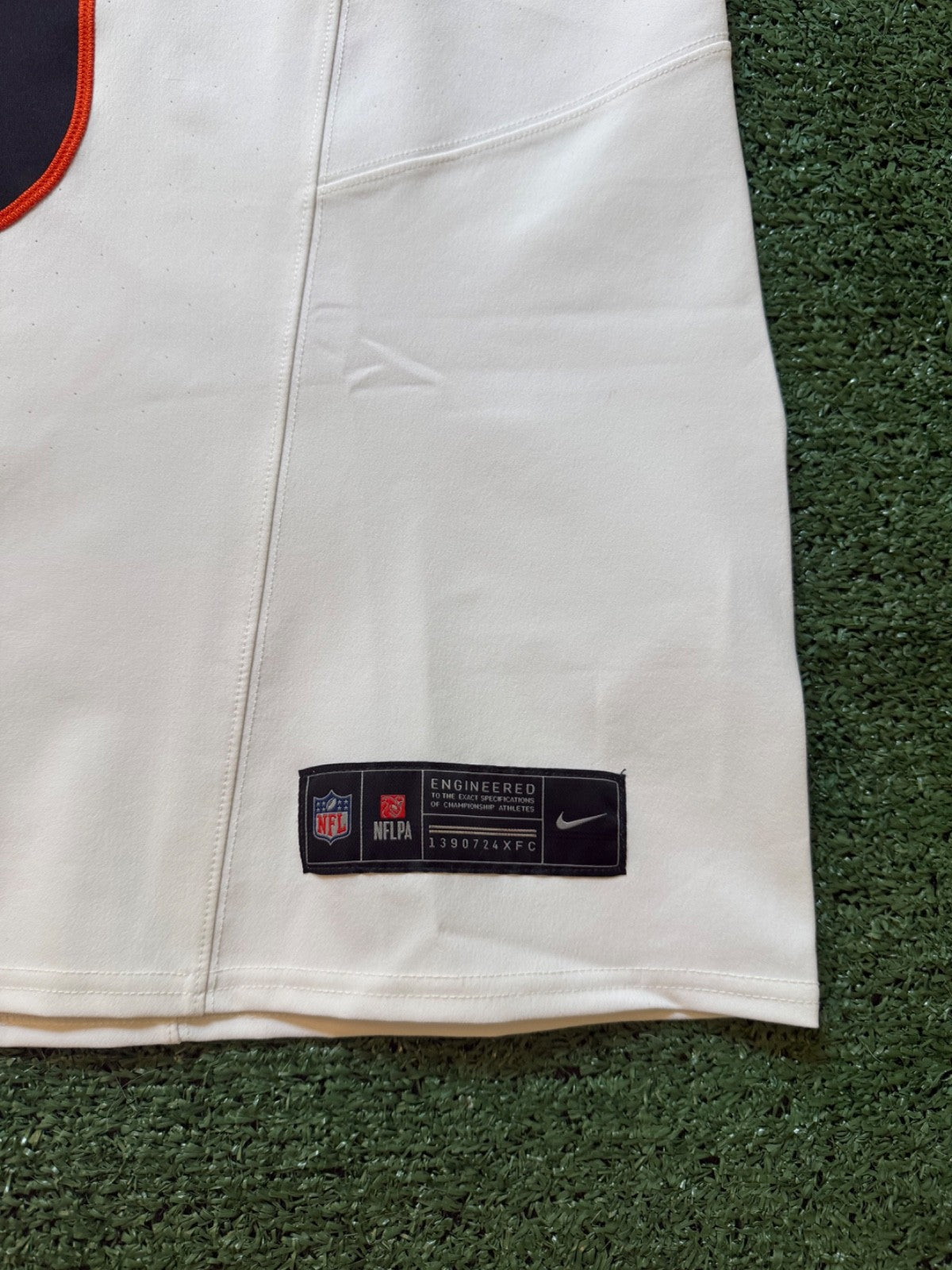 Joe Burrow Cincinnati Bengals Jersey #9 Nike Vapor FUSE Elite White Size 44 (L) NFL