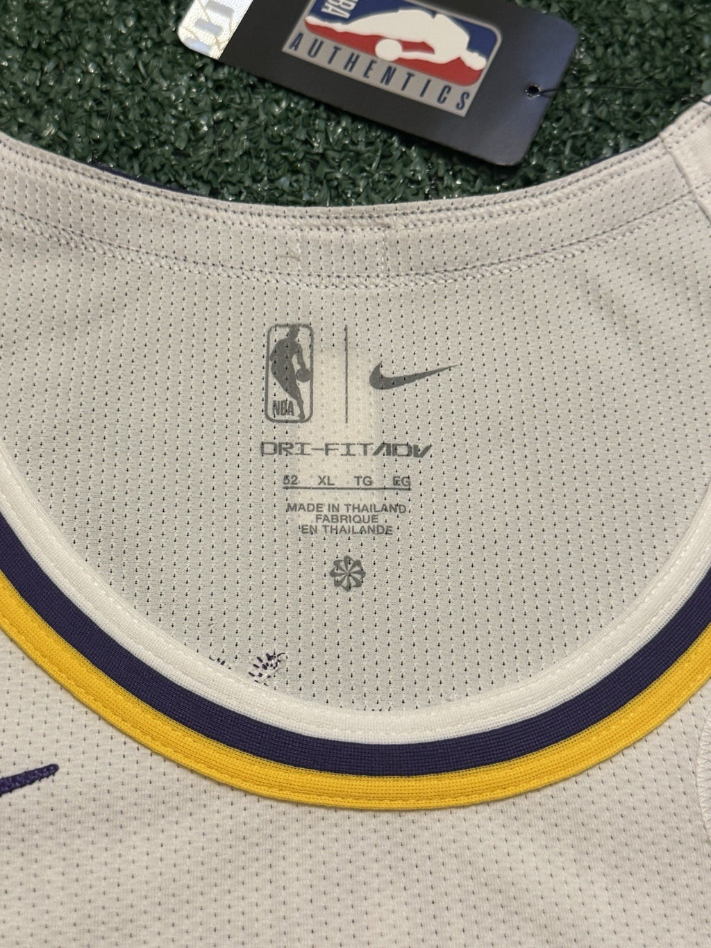 Luka Doncic Los Angeles Lakers Jersey #77 Nike ADV Authentic White Size 52 (XL) NBA