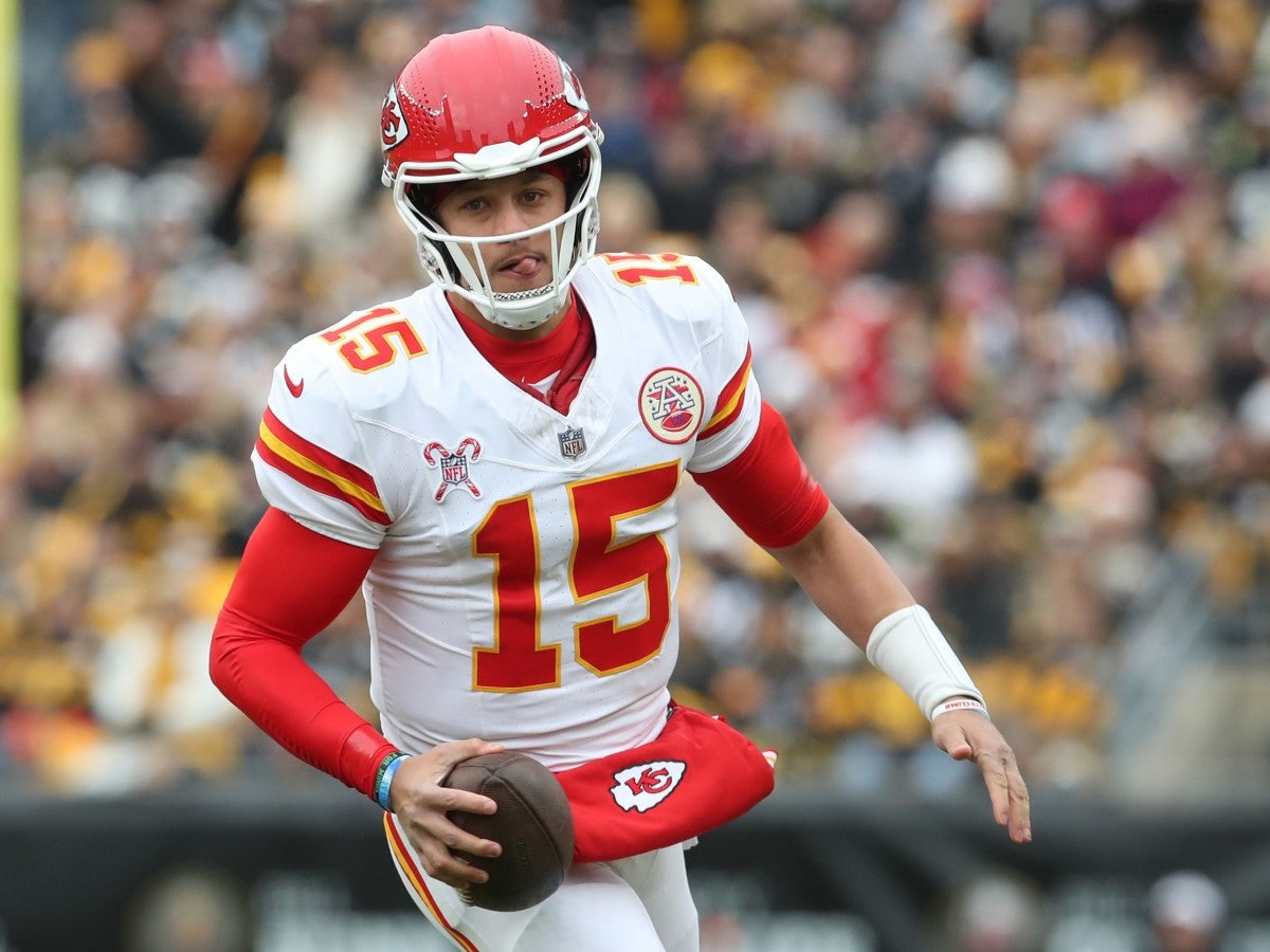 Patrick Mahomes Kansas City Chiefs Jersey #15 Nike Vapor FUSE Elite White Size 48 (XL) NFL