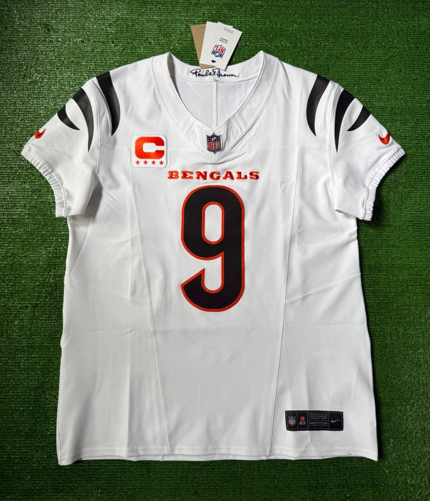 Joe Burrow Cincinnati Bengals Jersey #9 Nike Vapor FUSE Elite White Size 44 (L) NFL