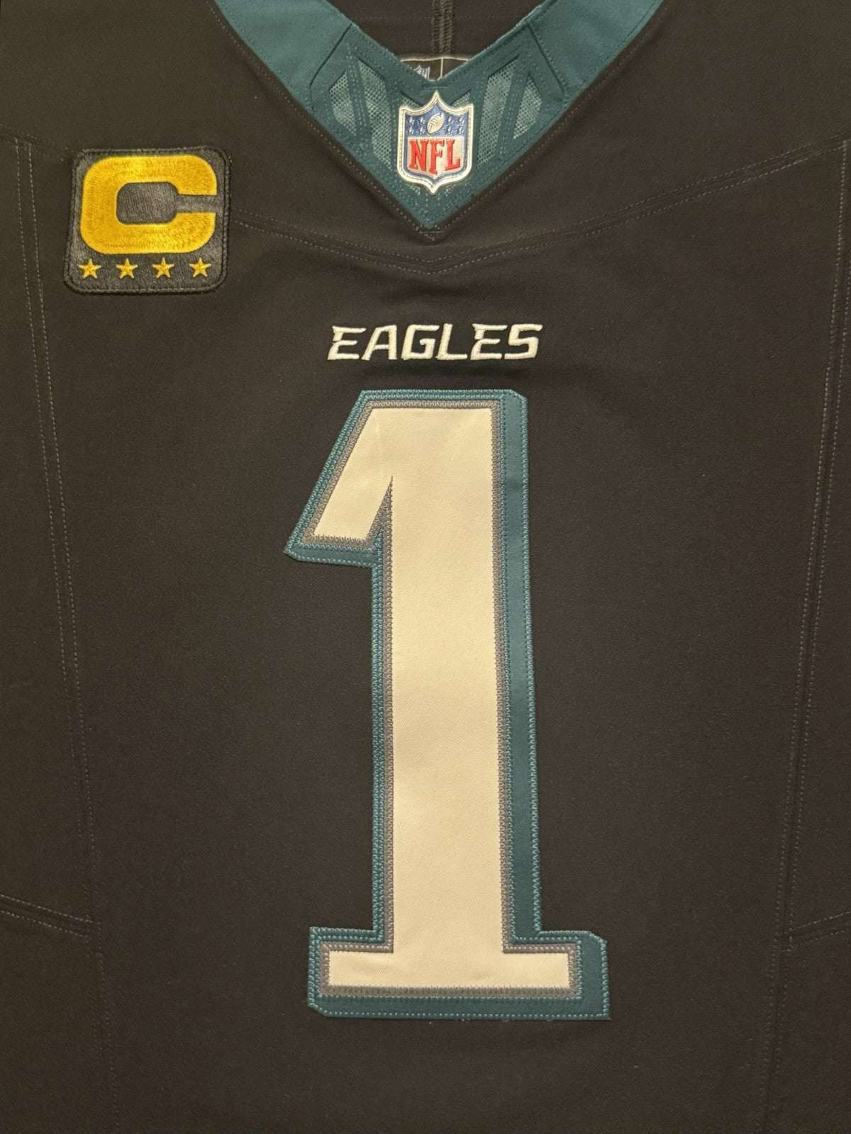 Jalen Hurts Philadelphia Eagles Jersey #1 Nike Vapor FUSE Elite Black size 44 (Large) NFL