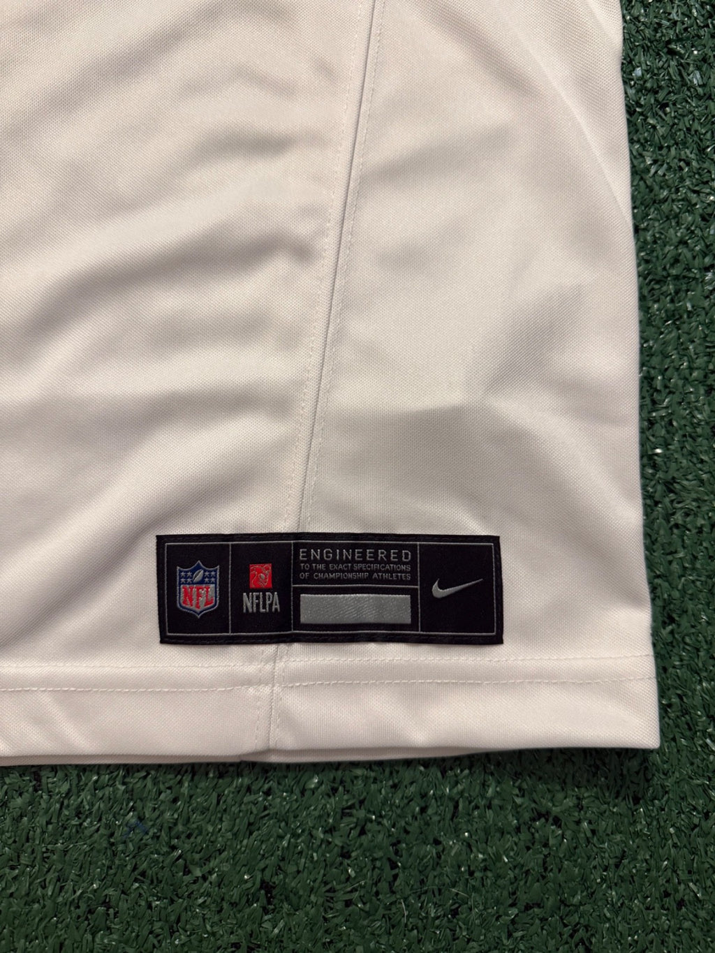 Josh Allen Buffalo Bills Jersey #17 Nike Vapor Fuse Limited Rivalry White Size L NFL