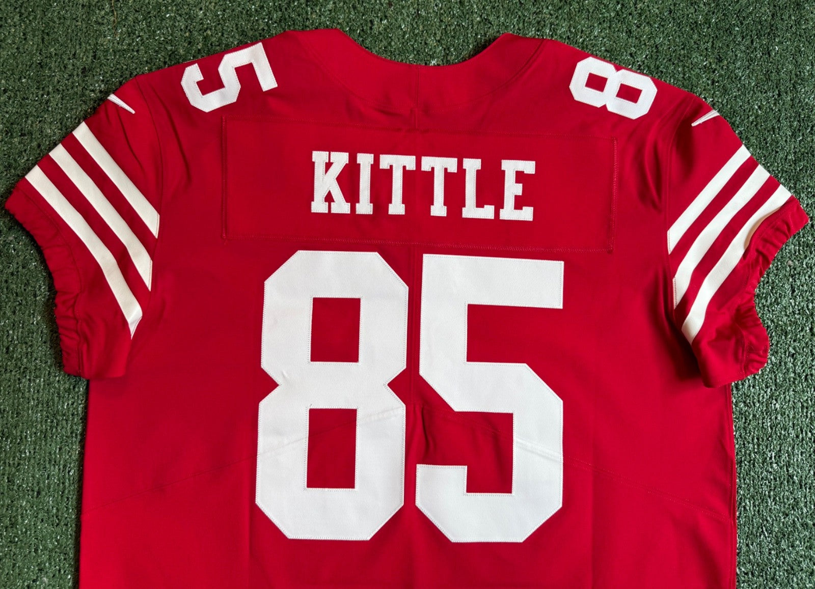 George Kittle San Francisco 49ers
Jersey #85 Nike Vapor Elite red
Size 48 (XL) NFL