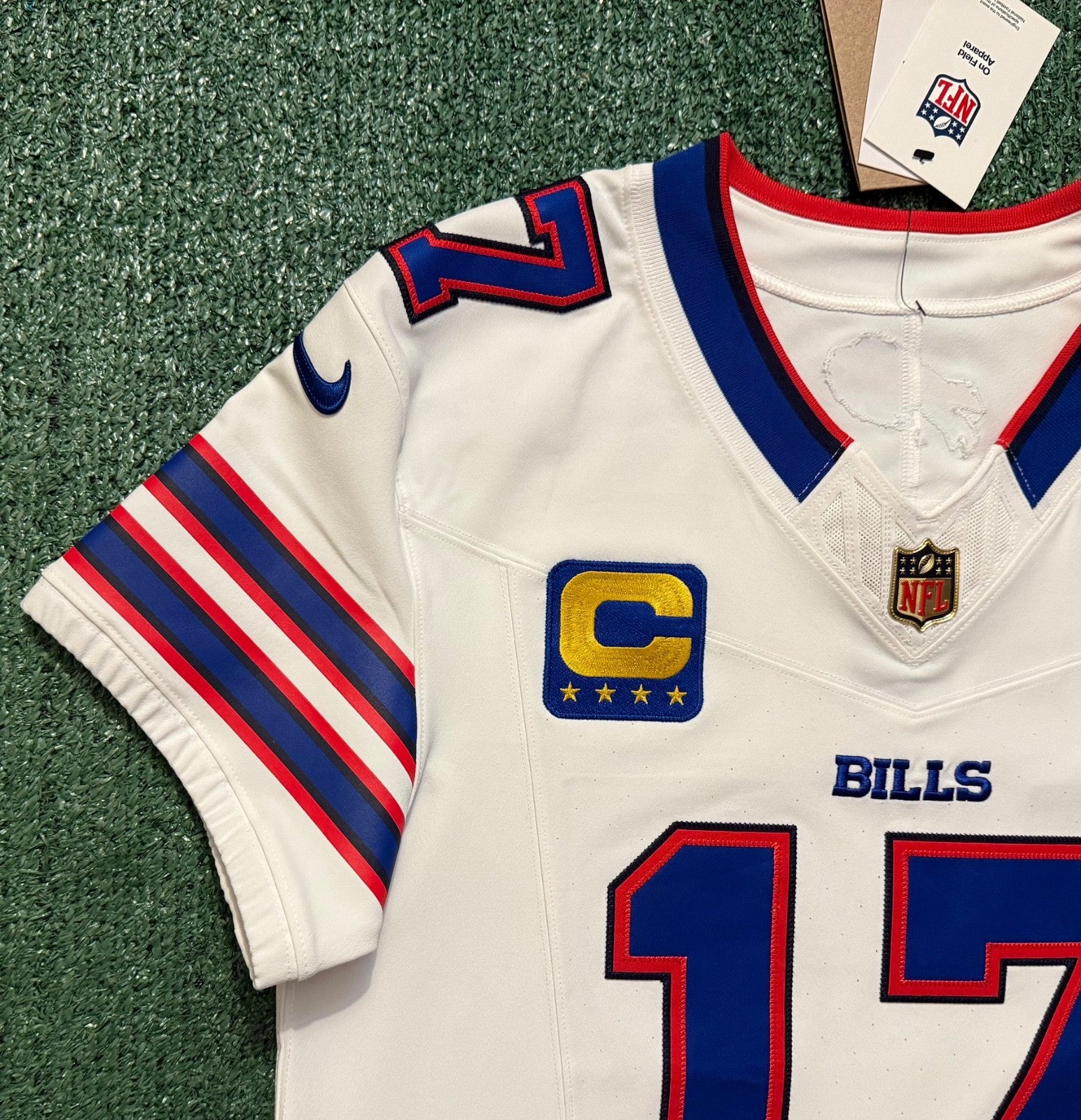 Josh Allen Buffalo Bills Jersey #17 Nike Vapor Fuse Elite White Size 40 (M) NFL