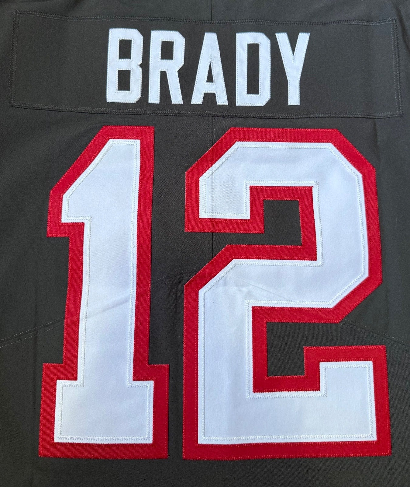 Tom Brady Tampa Bay Buccaneers Jersey #12 Nike Vapor Elite Gray size 40 (Medium) NFL