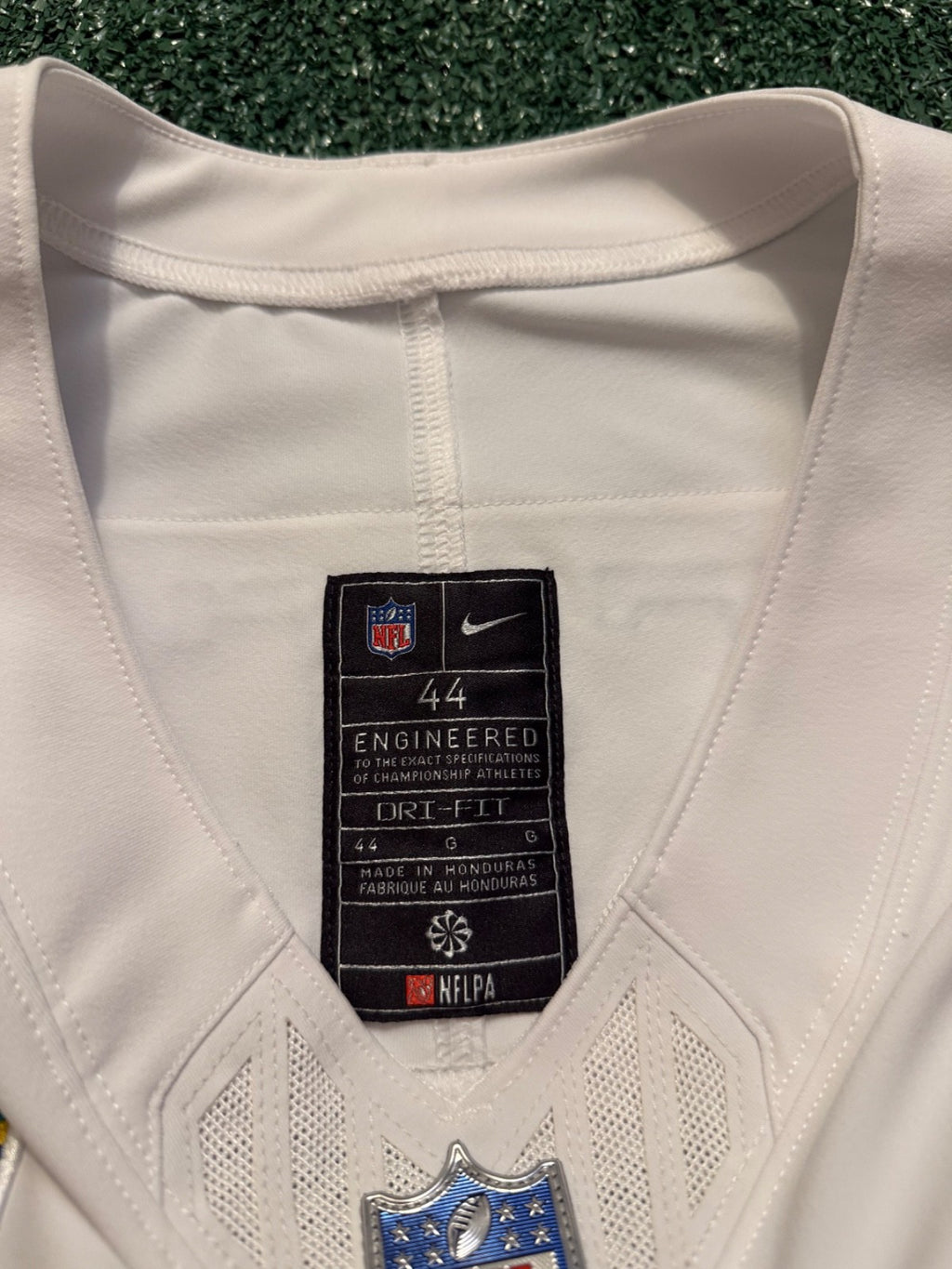 Dak Prescott Dallas Cowboys Jersey #4 Nike Vapor FUSE Elite White Size 44 (Large) NFL