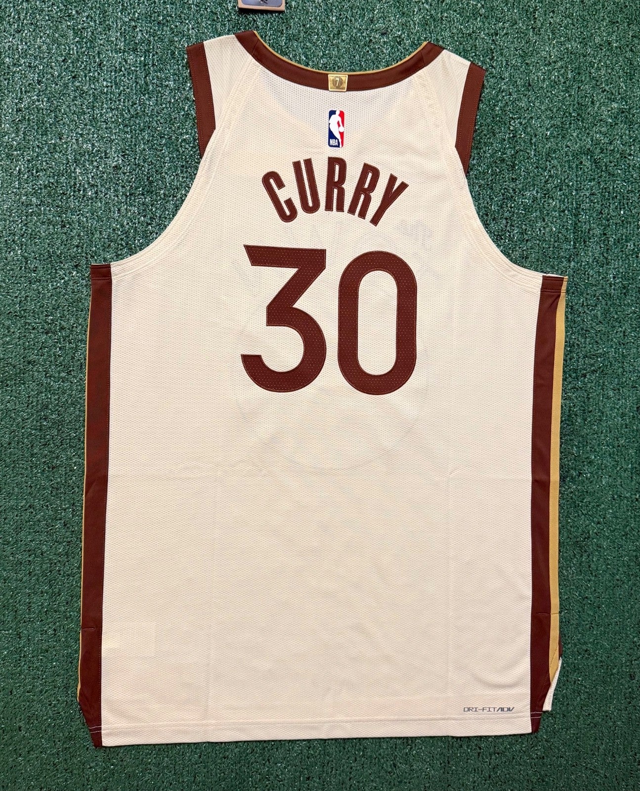 Steph Curry Golden State Warriors Jersey #30 Nike ADV Authentic Tan Size 48 (L) NBA