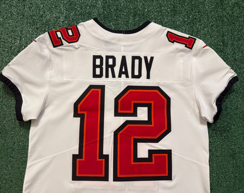 Tom Brady Tampa Bay Buccaneers Jersey #12 Nike Vapor Elite White size 44 (Large) NFL