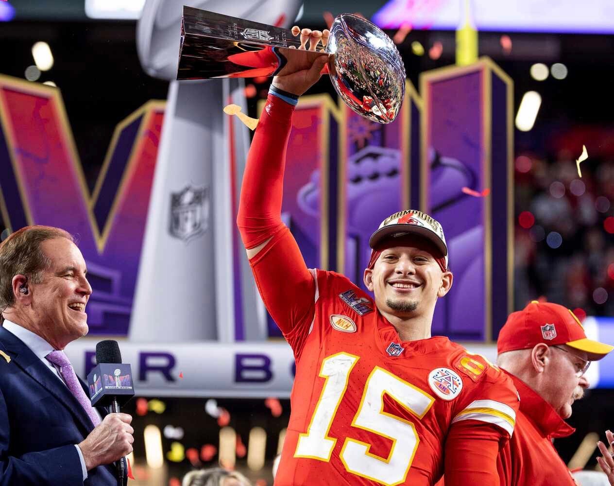 Patrick Mahomes Kansas City Chiefs Jersey #15 Nike Vapor FUSE Elite Red Size 44 (L) NFL