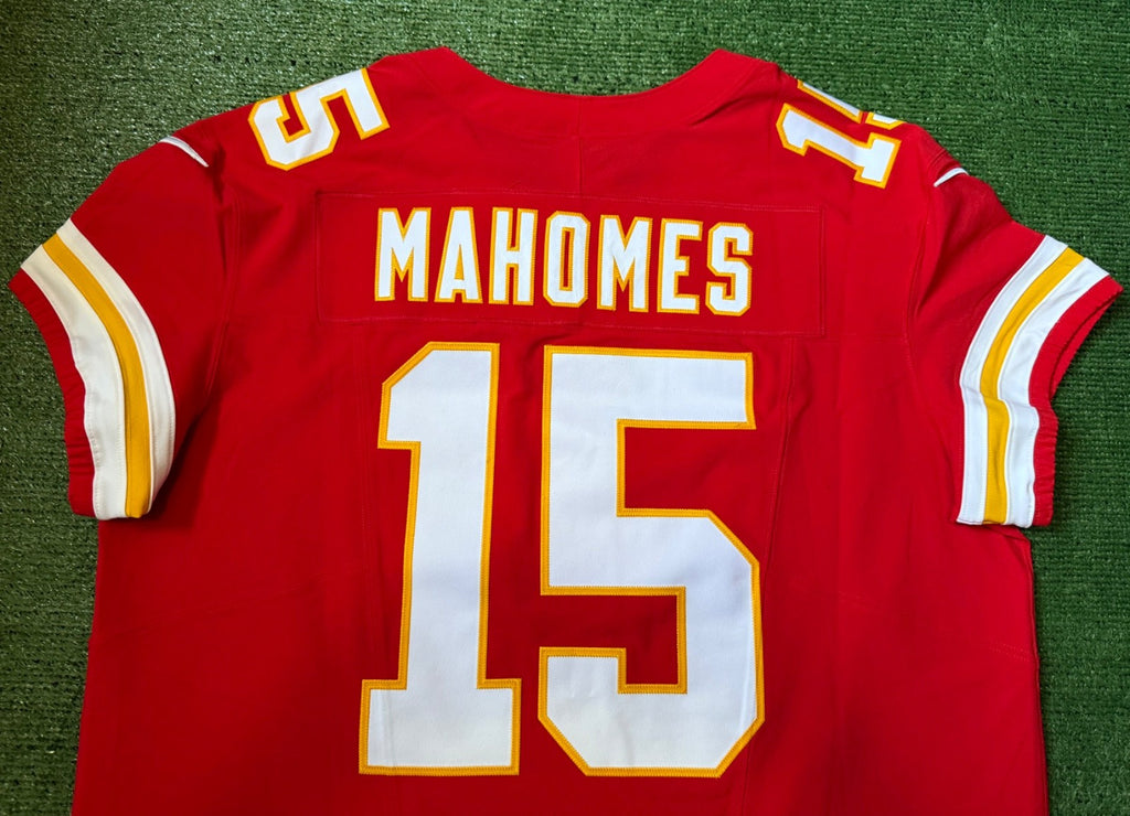 Patrick Mahomes Kansas City Chiefs Jersey #15 Nike Vapor FUSE Elite Red Size 52 (XXL) NFL